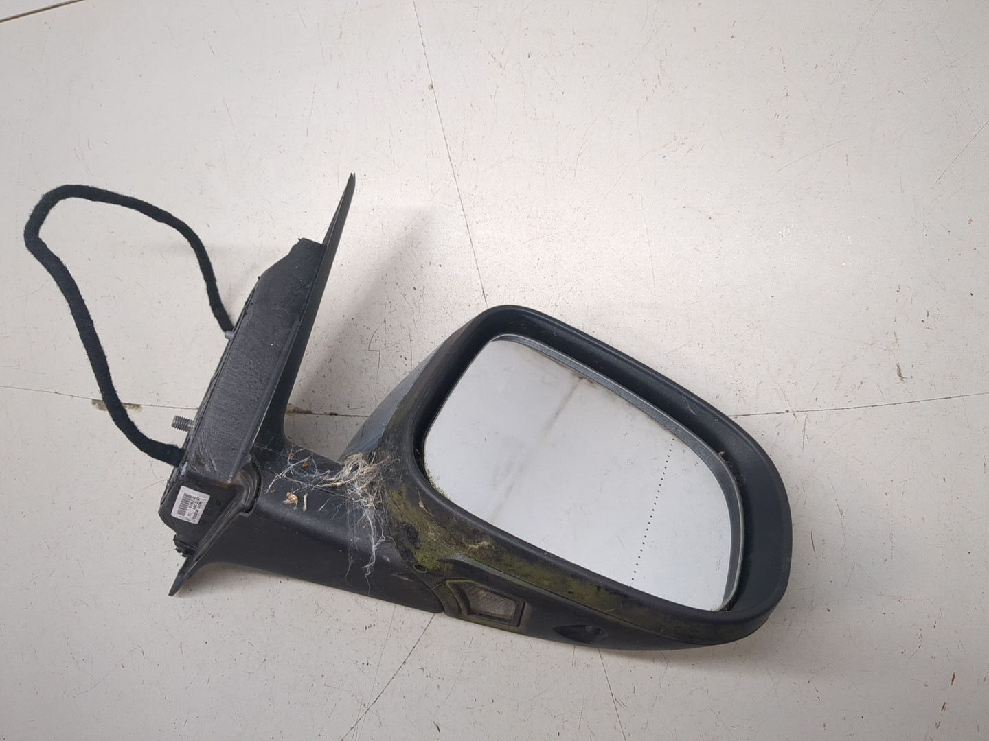 Зеркало правое электрическое