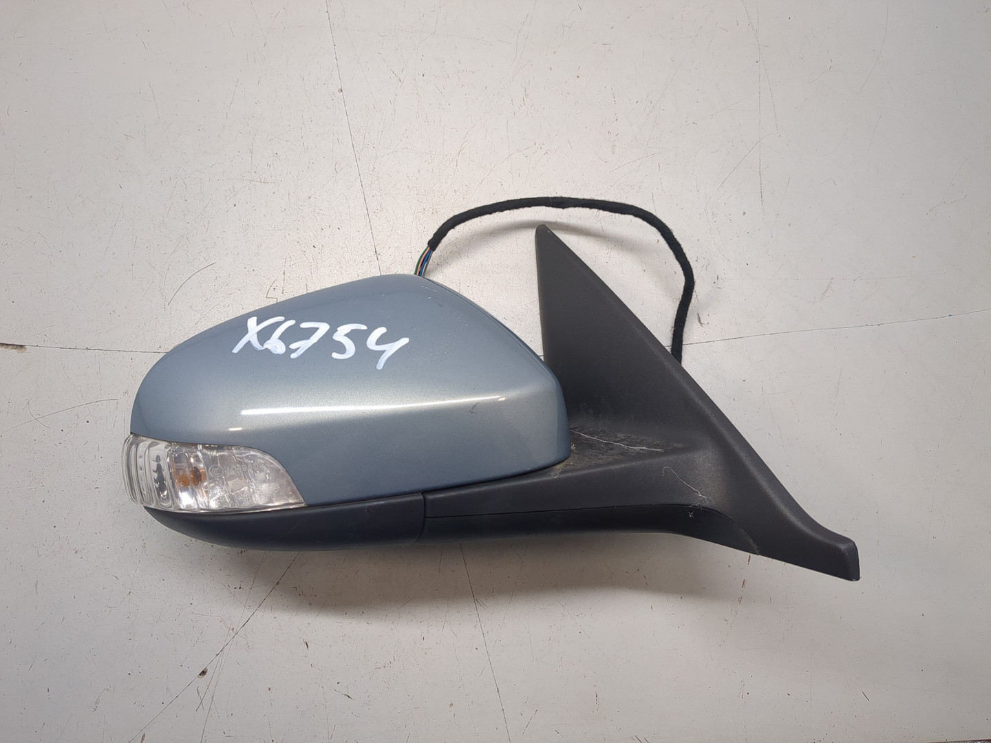 Зеркало правое электрическое