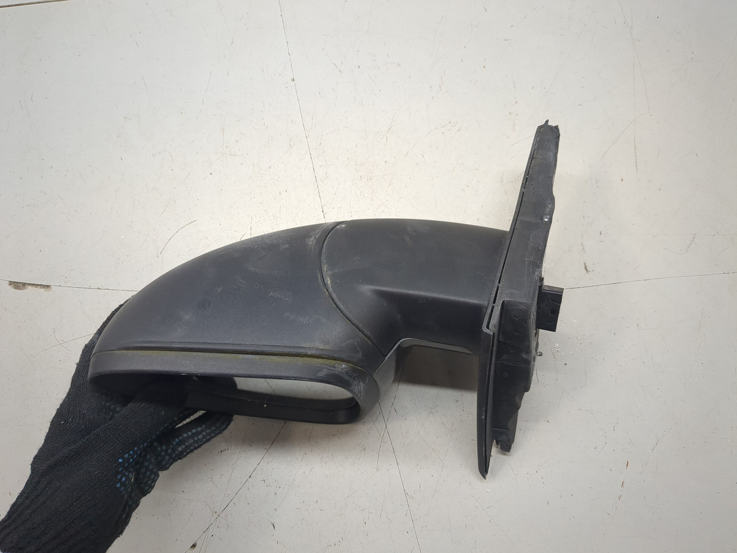 Зеркало правое электрическое