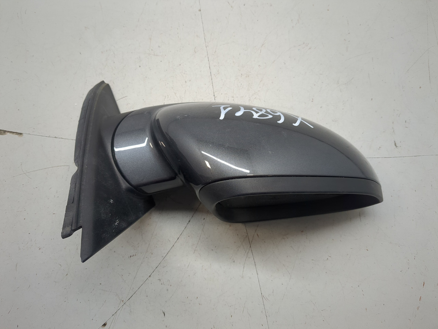 Зеркало правое электрическое