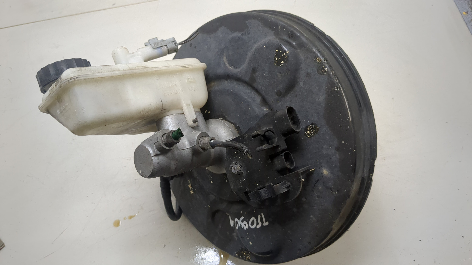 Цилиндр тормозной главный