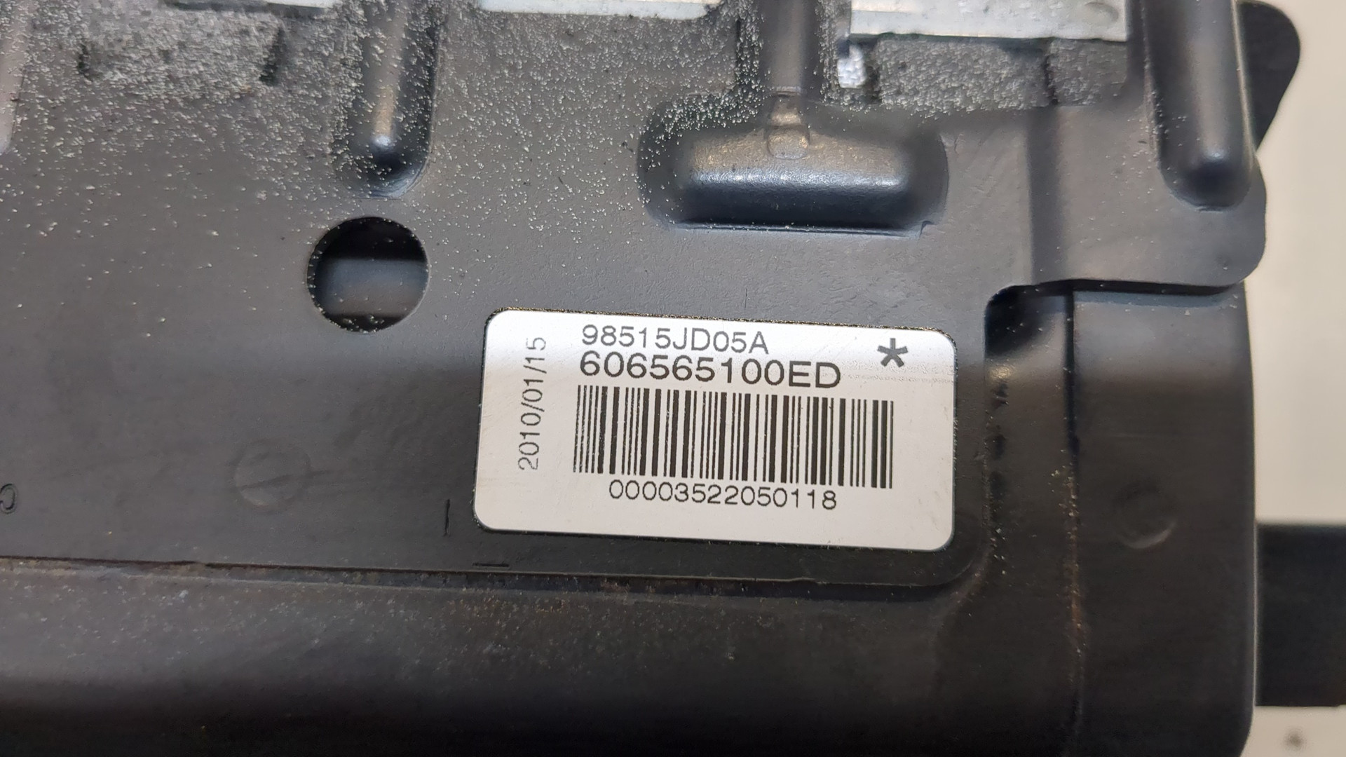 Подушка безопасности пассажирская (в торпедо)