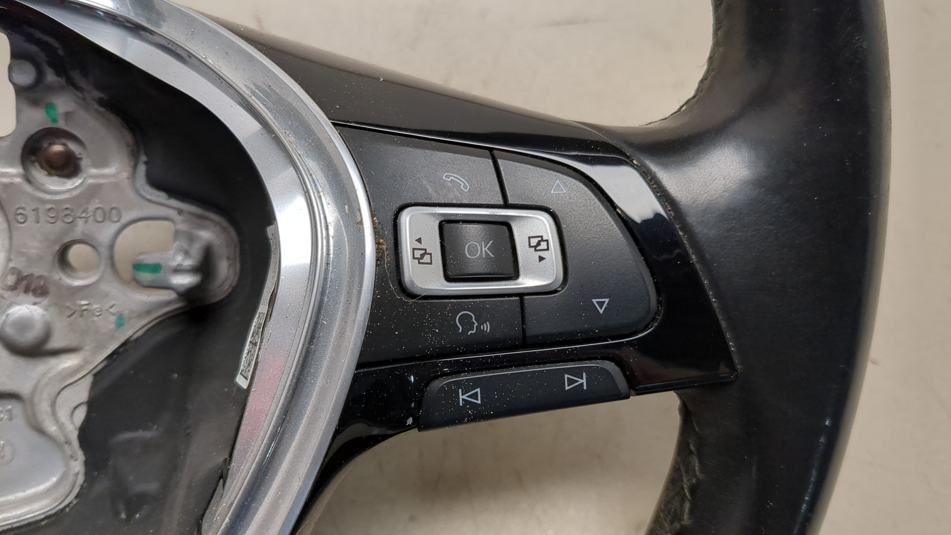 Рулевое колесо (руль)