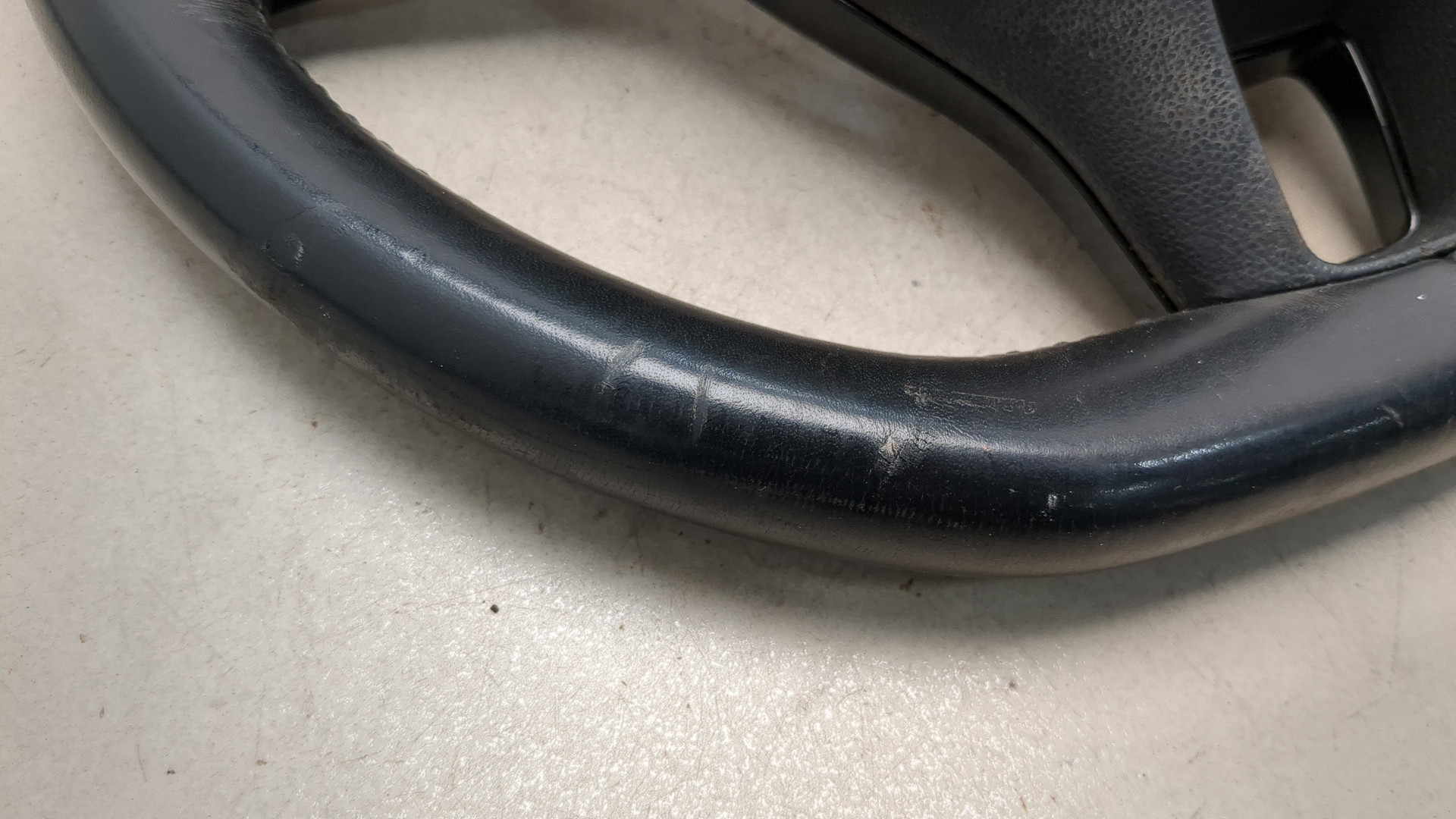 Рулевое колесо (руль)