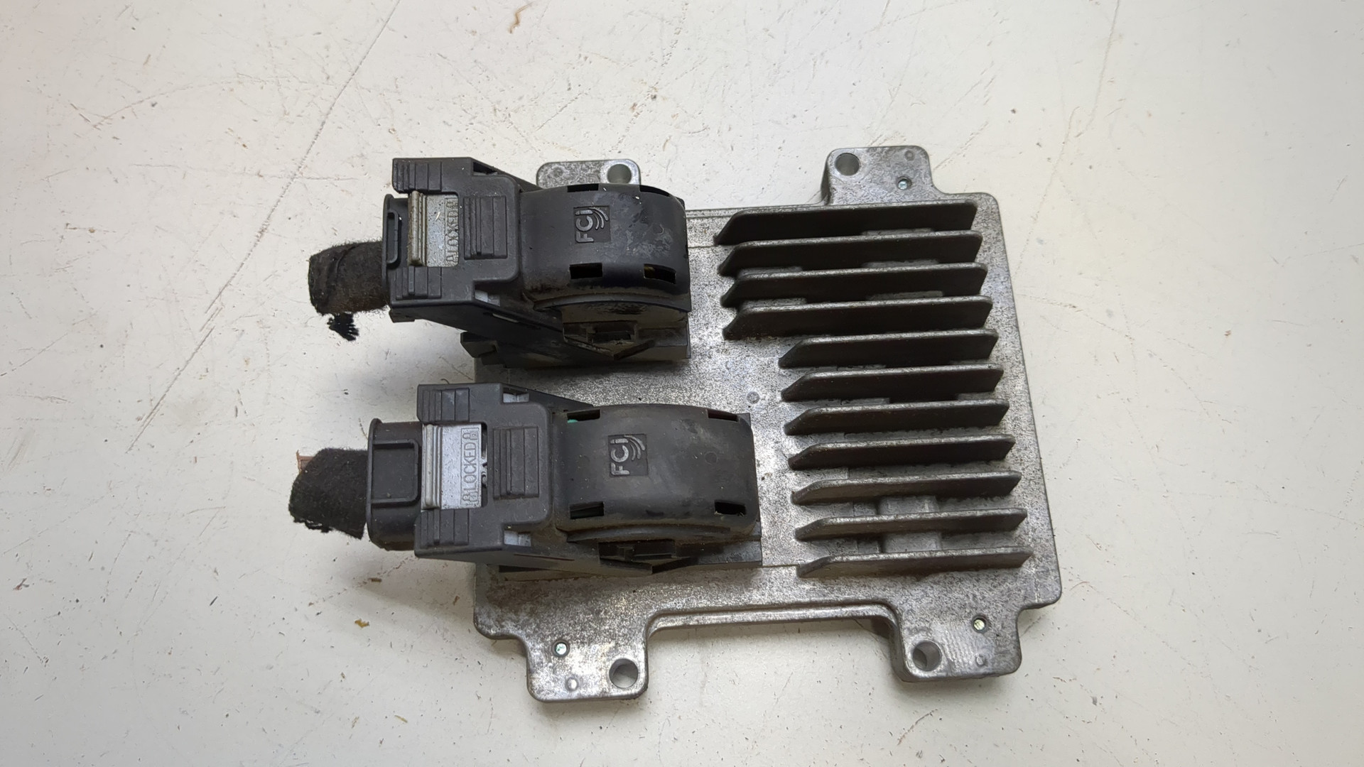 Блок управления двигателем