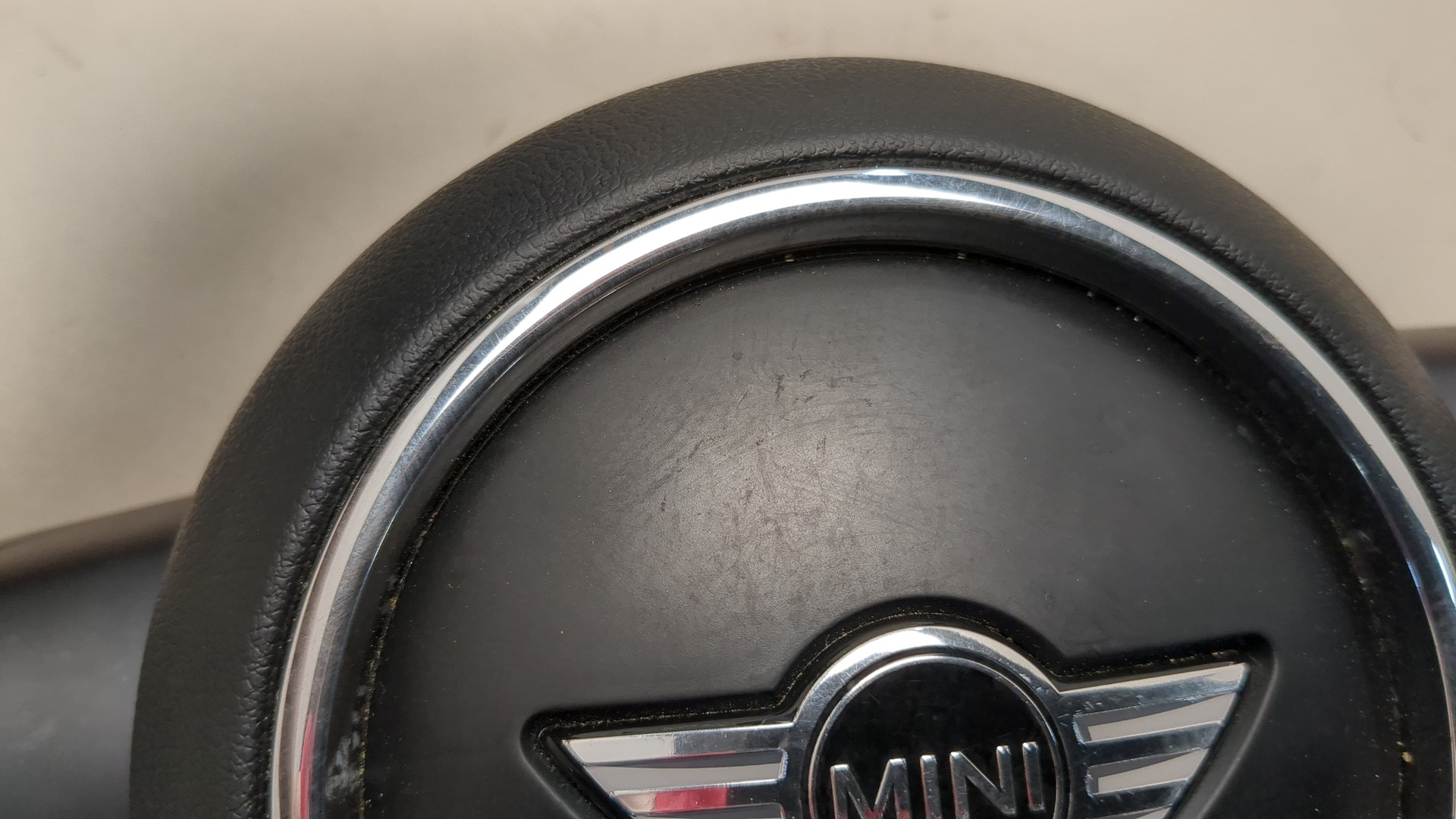 Рулевое колесо (руль)