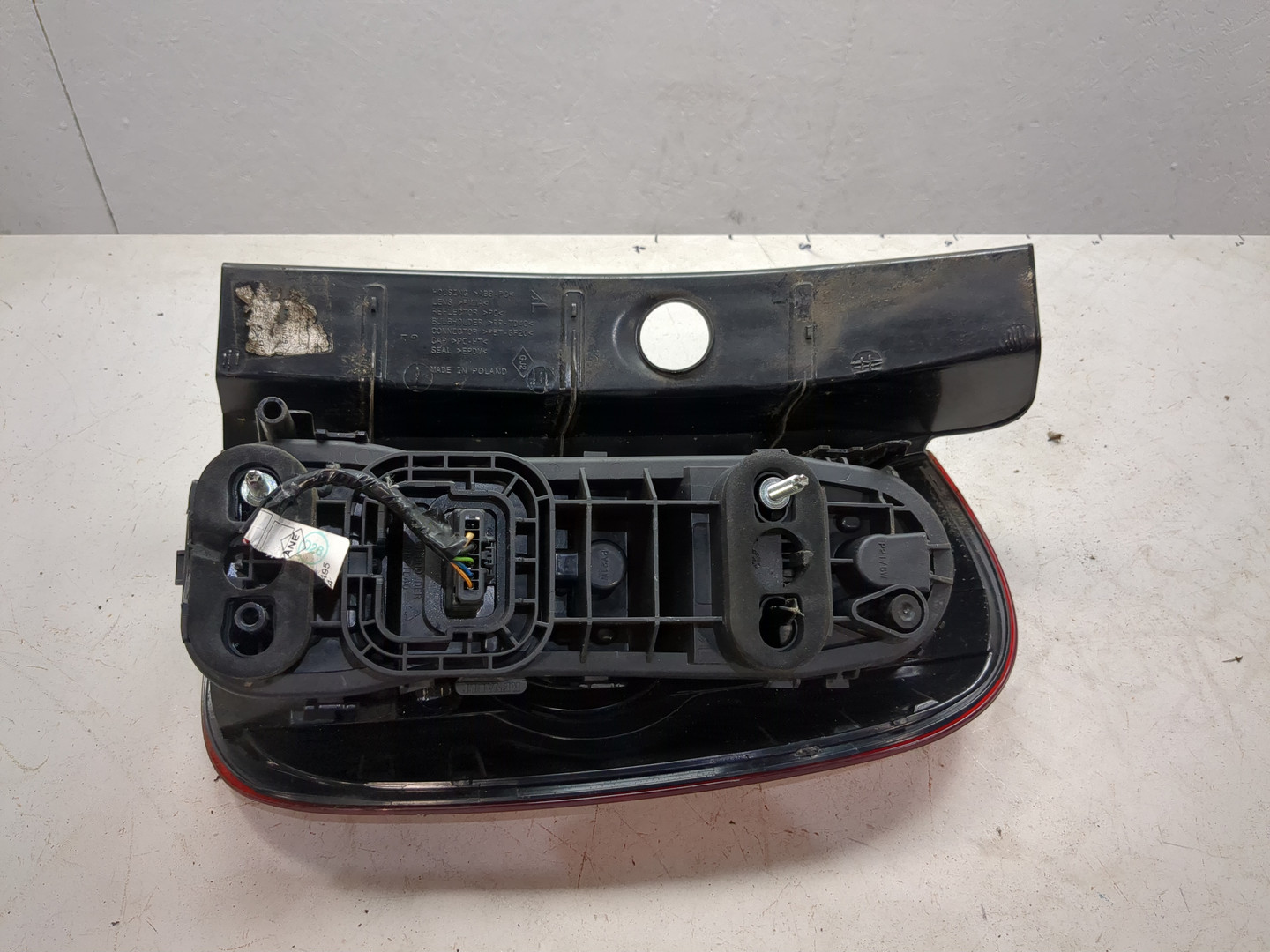 Фонарь задний левый