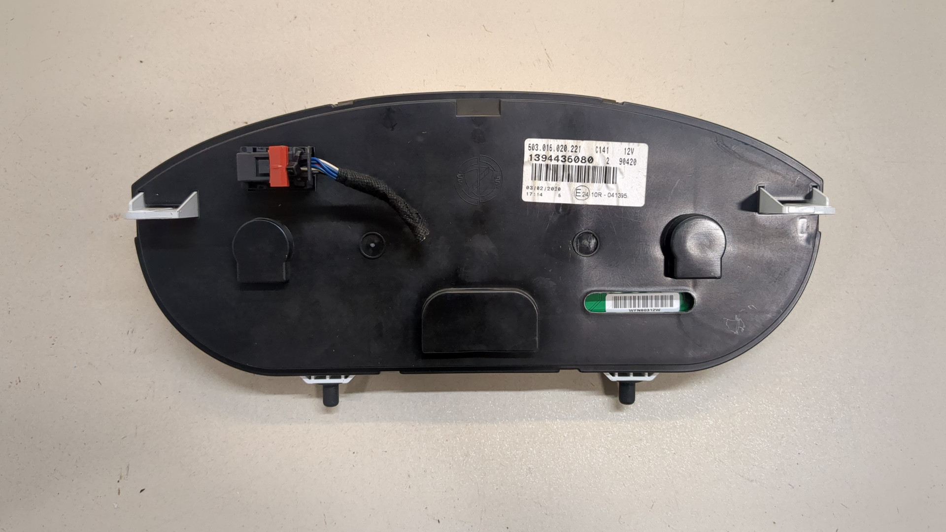 Панель приборов