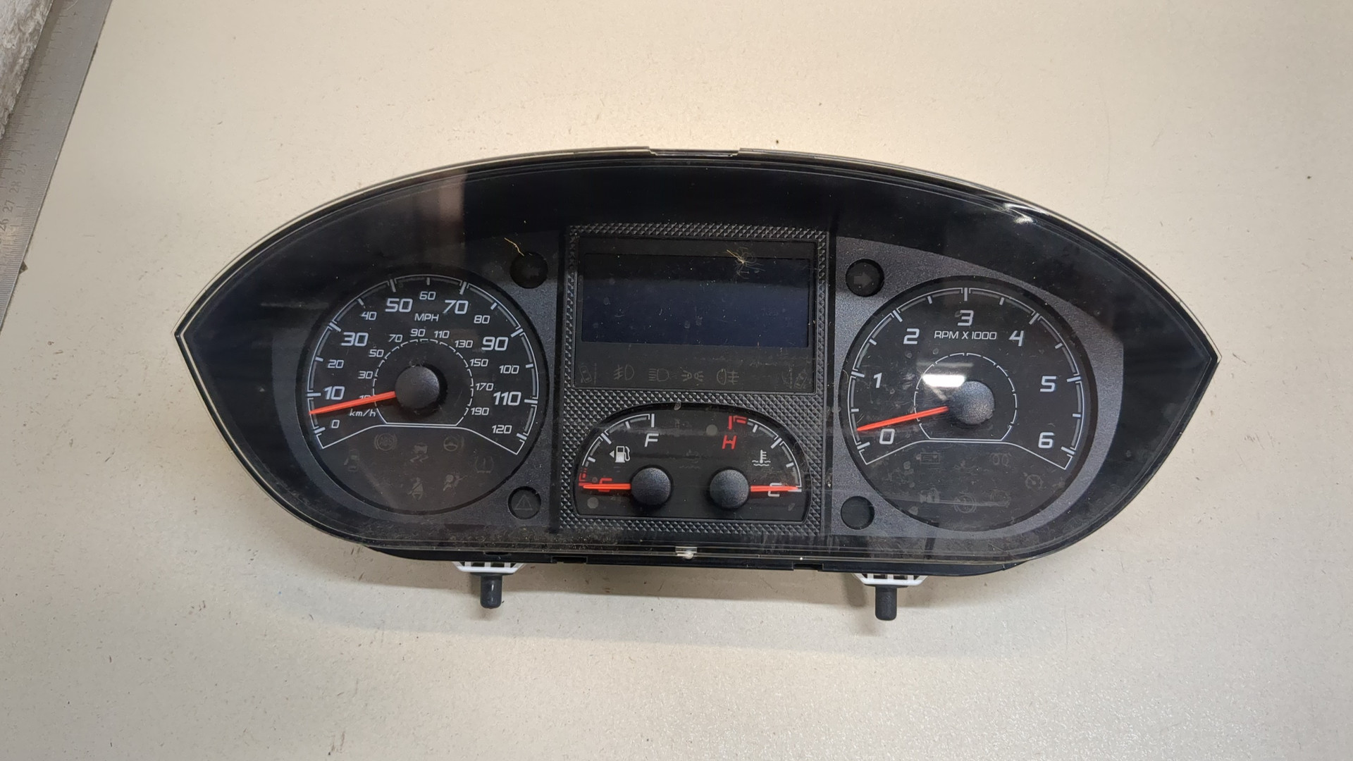 Панель приборов