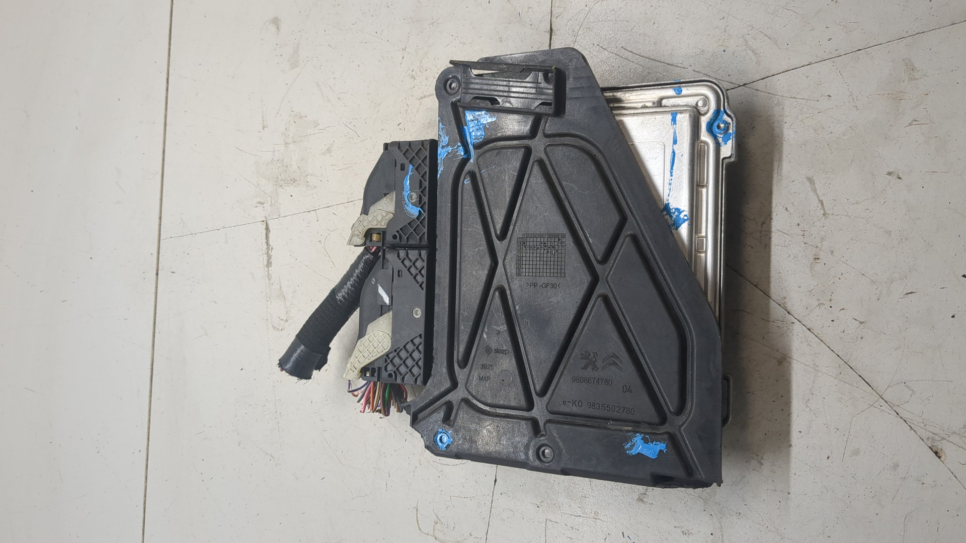 Блок управления двигателем