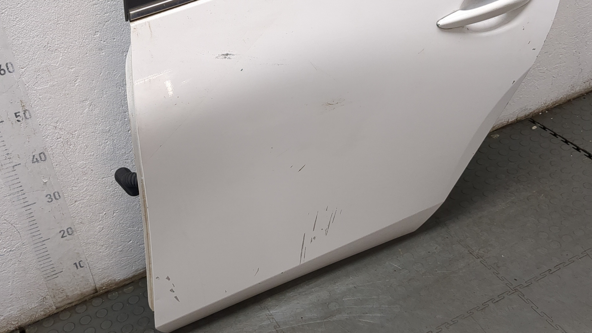 Дверь задняя левая