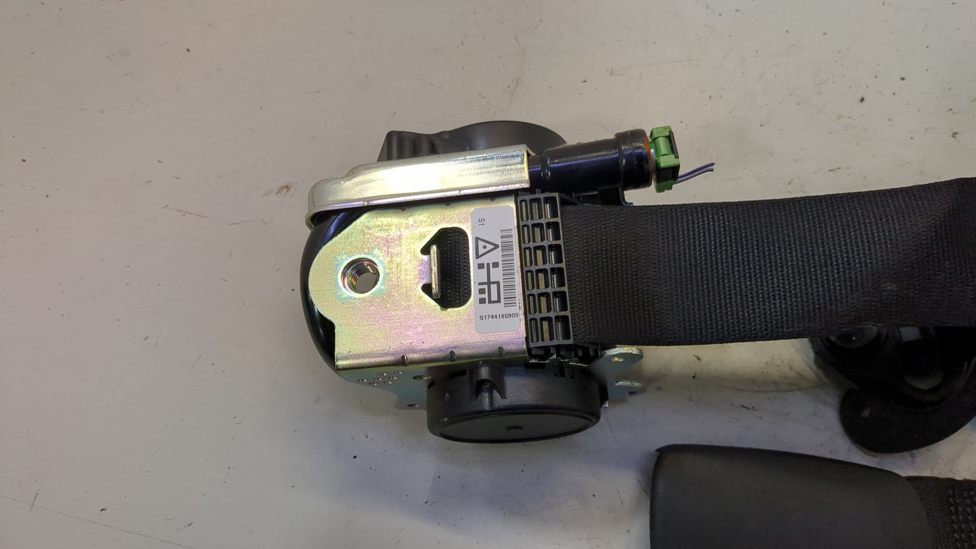 Ремень безопасности