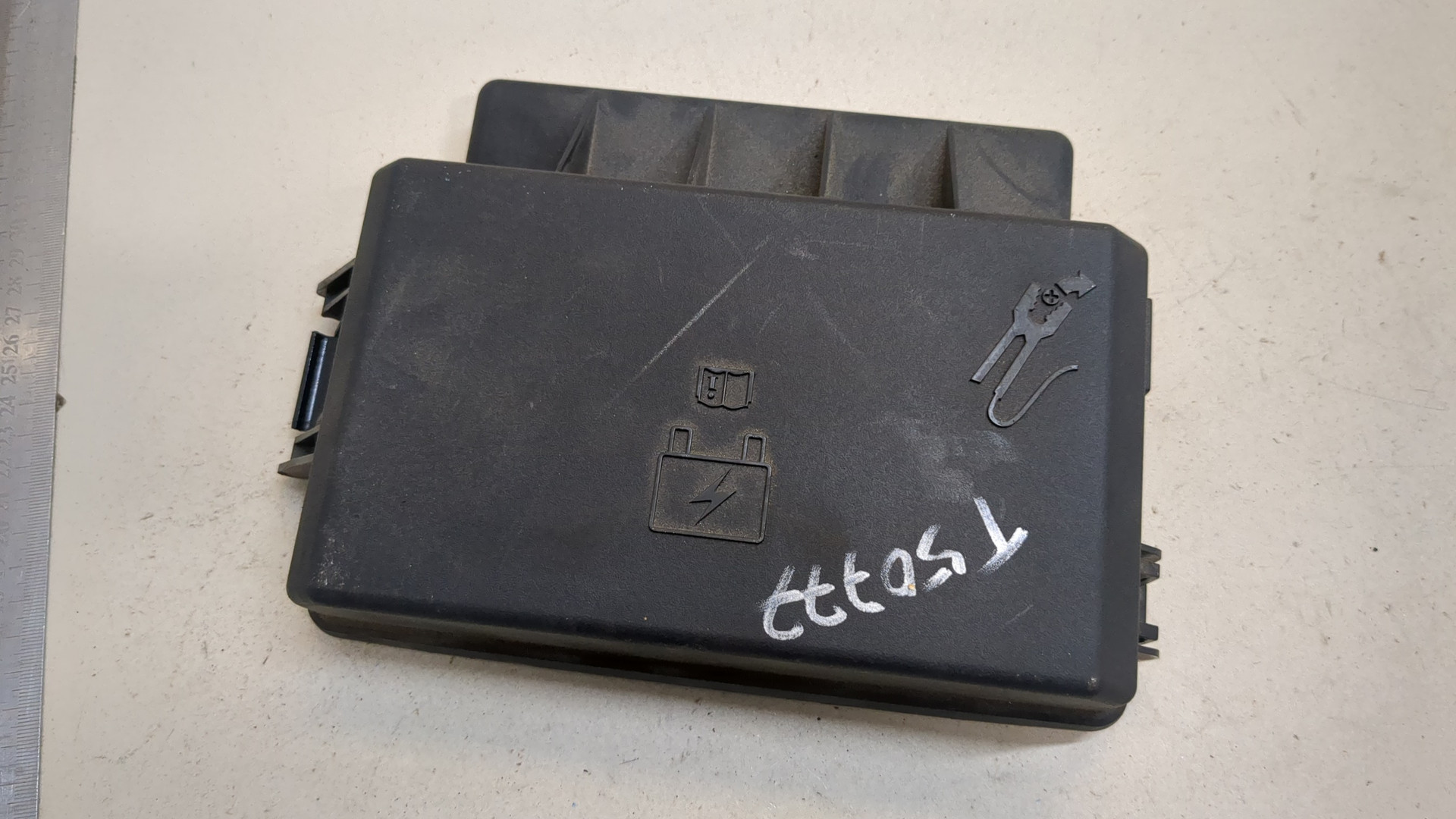 Корпус блока предохранителей