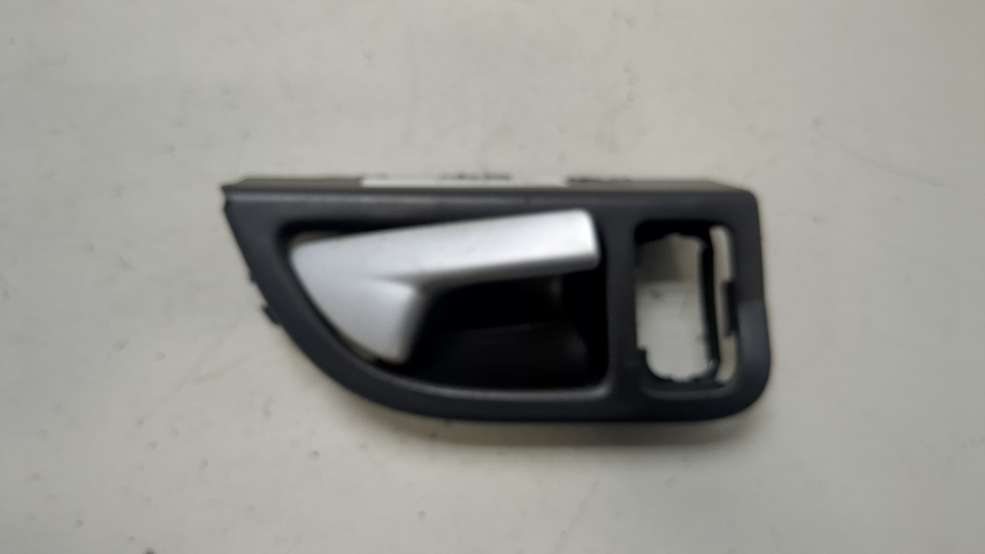 Ручка двери передней внутренняя правая