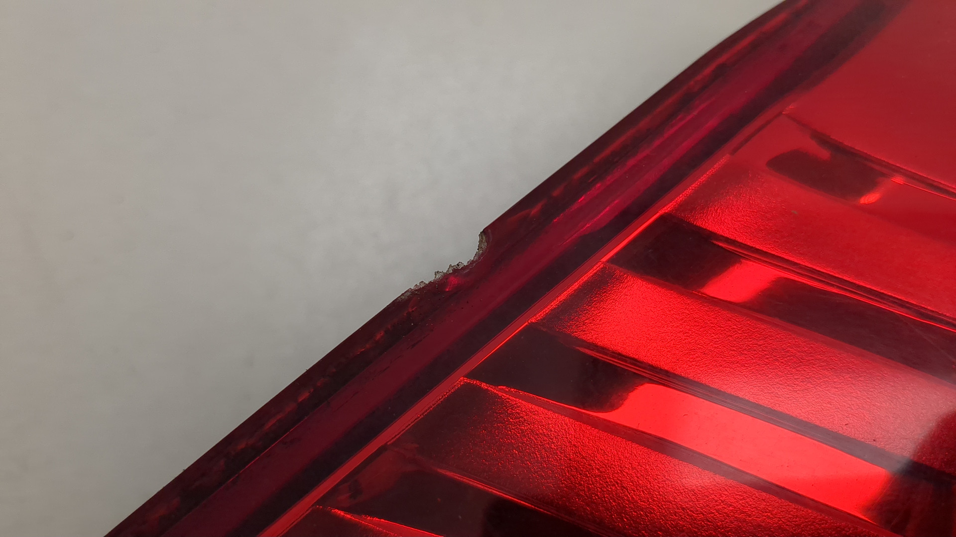 Фонарь задний левый