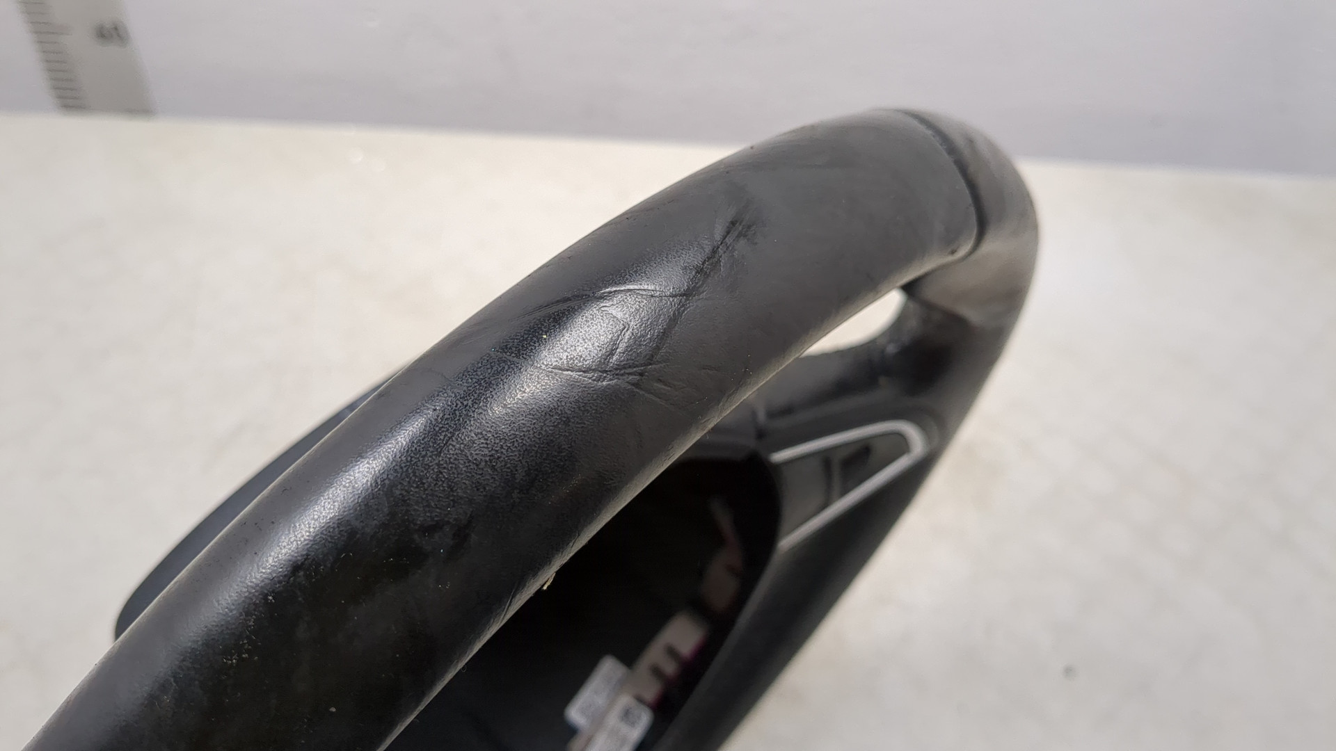 Рулевое колесо (руль)