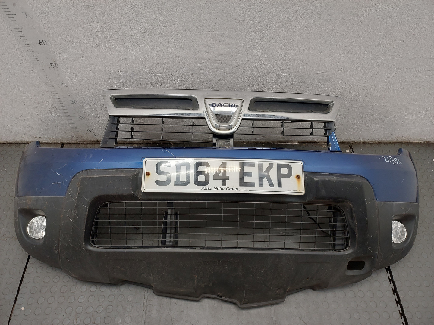 Бампер передний