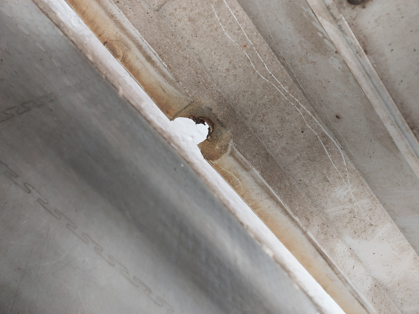 Бампер передний