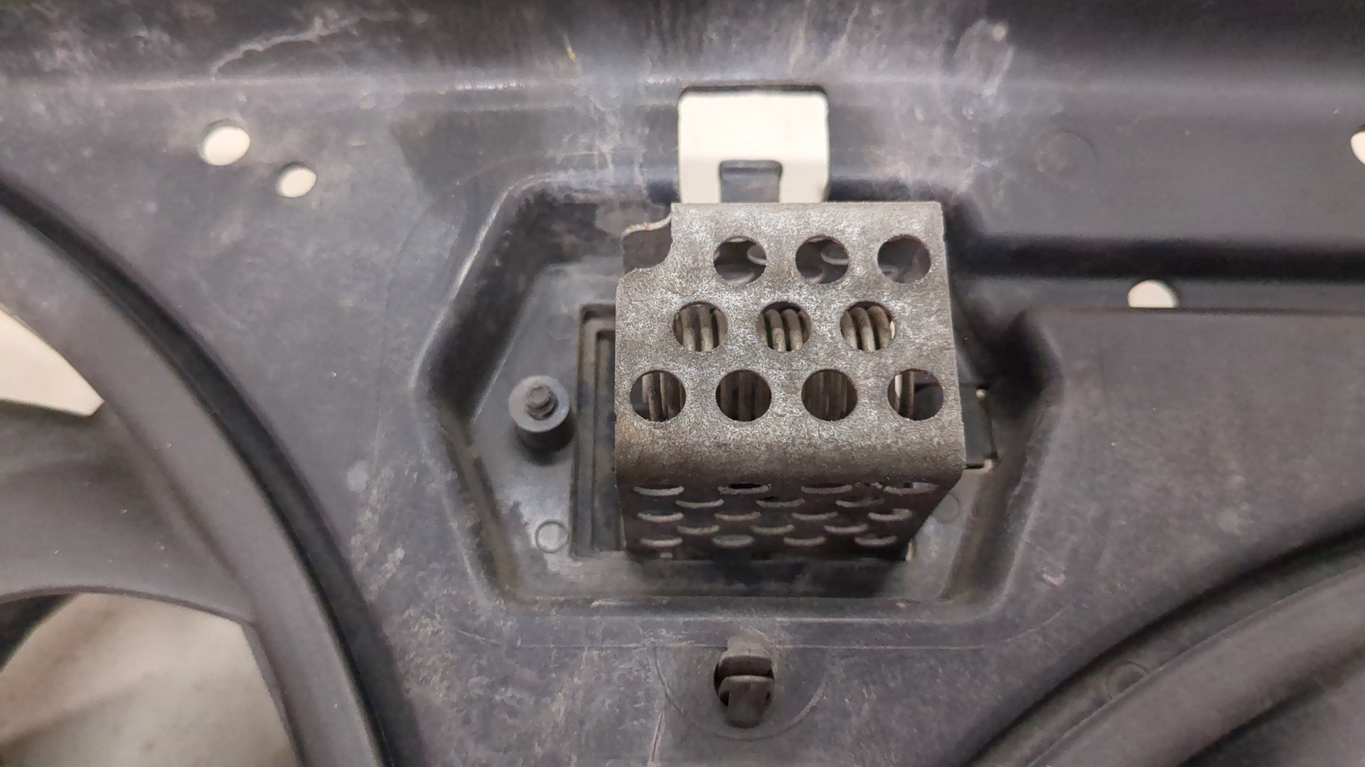 Вентилятор радиатора