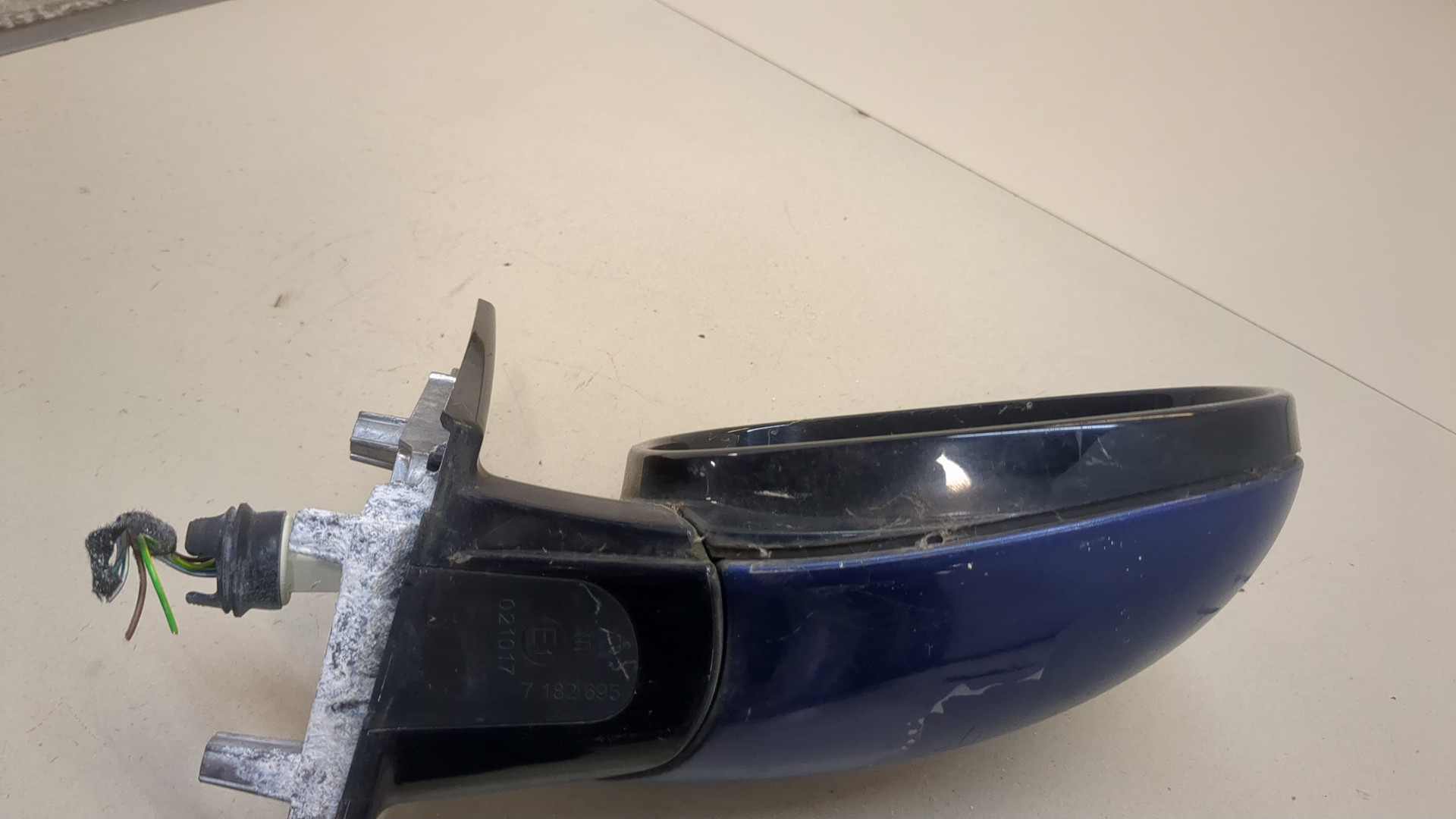 Зеркало правое электрическое