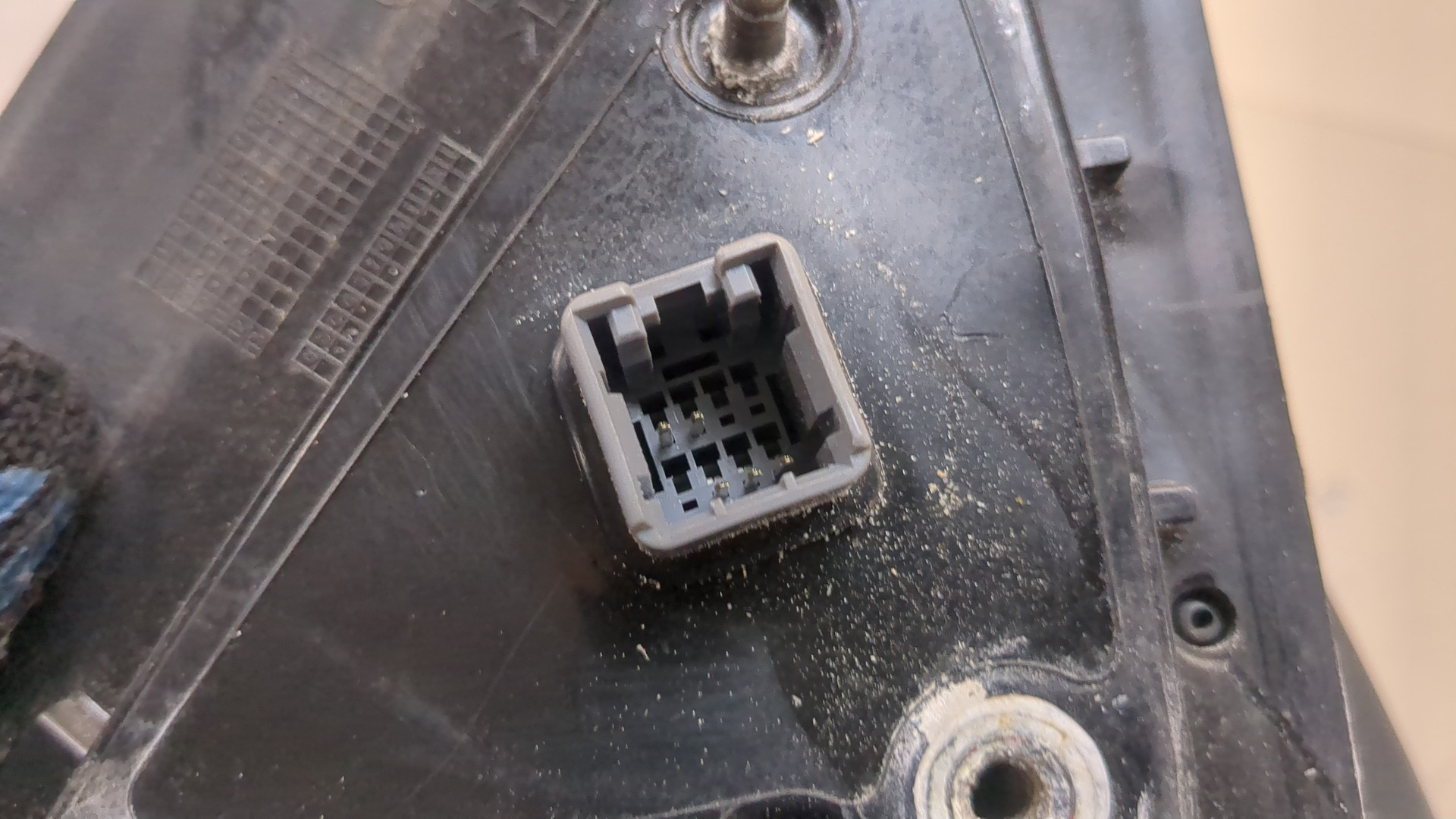 Зеркало правое электрическое