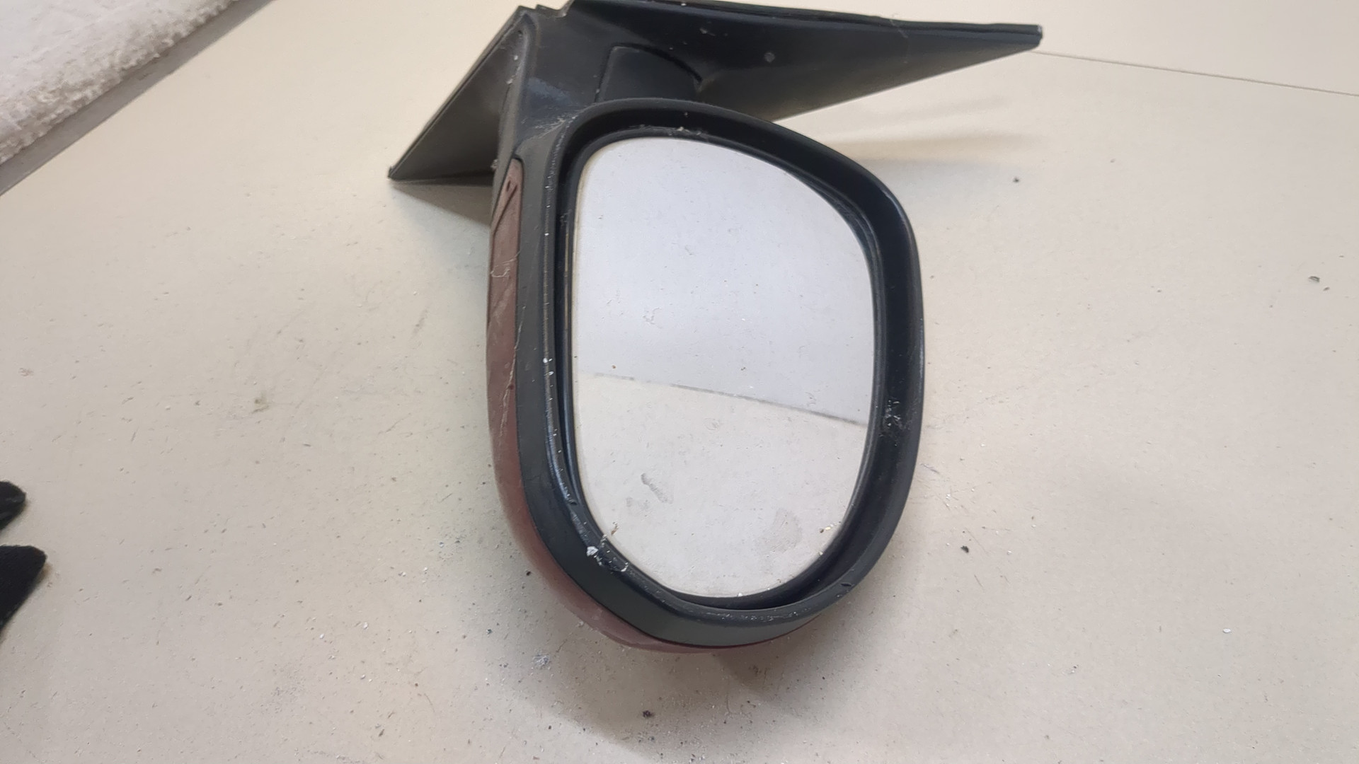 Зеркало правое электрическое