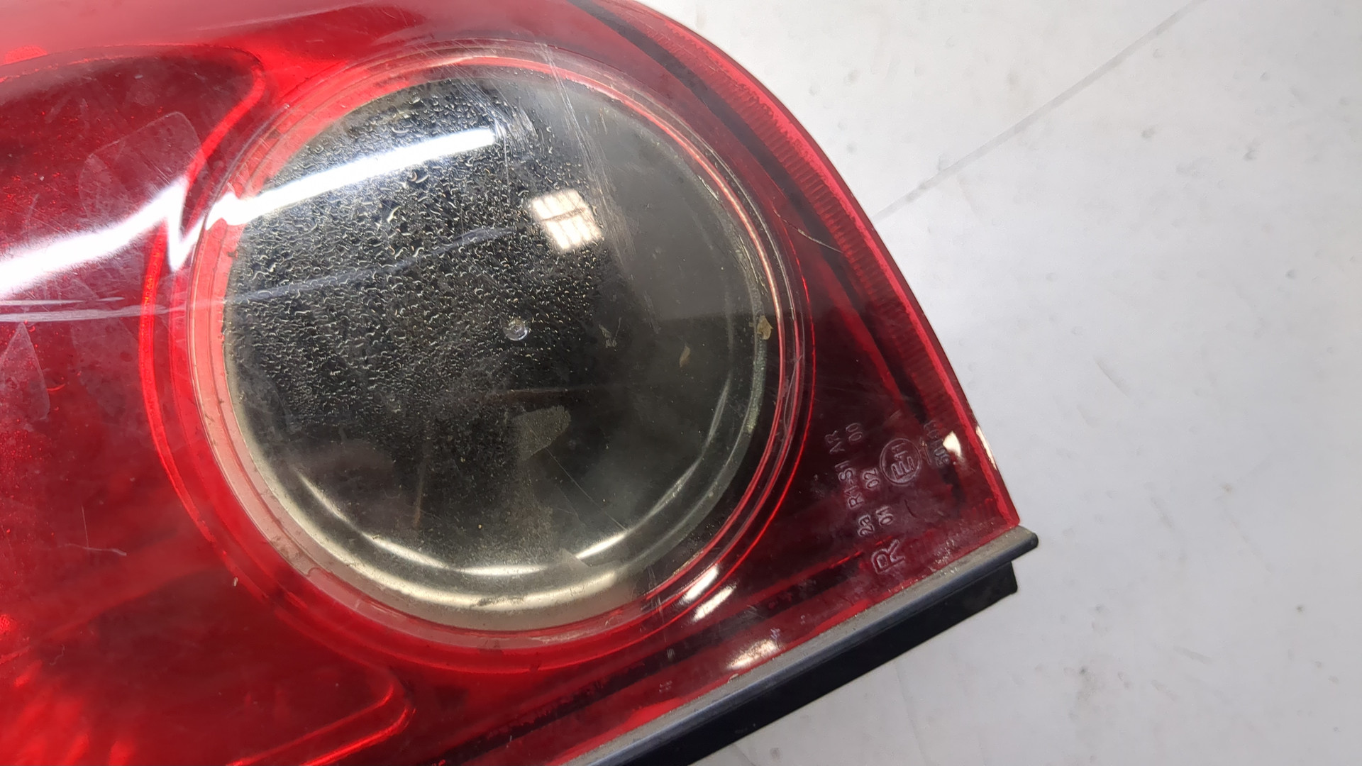 Фонарь задний правый