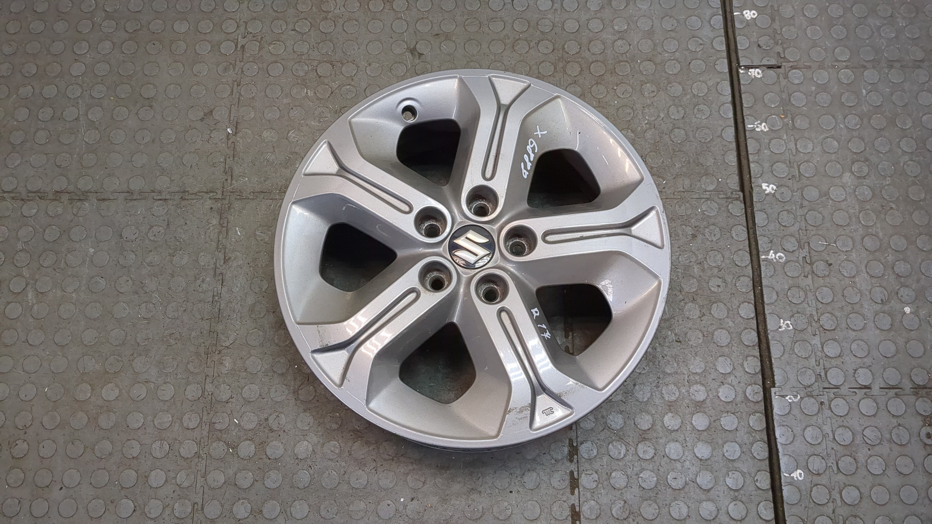 Диск колесный литой