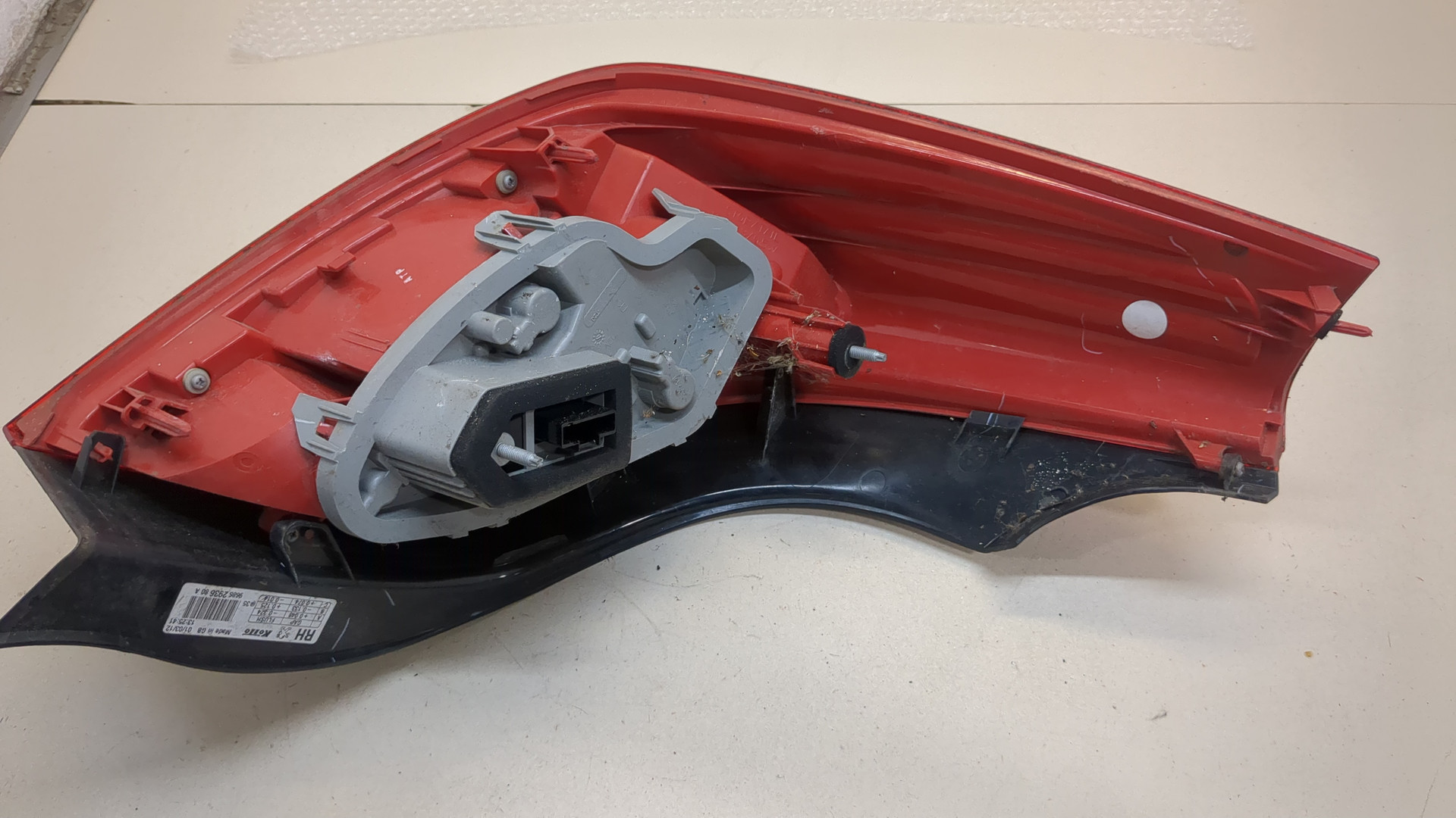 Фонарь задний правый