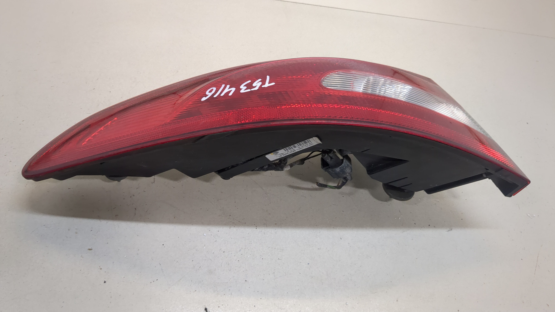 Фонарь задний левый