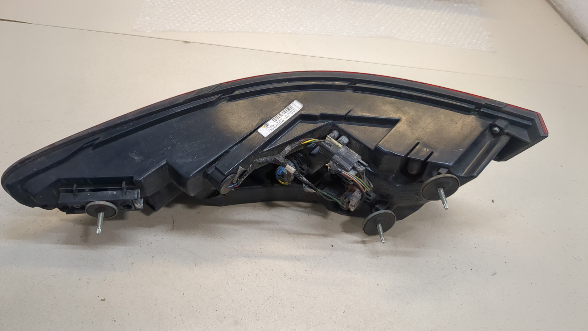 Фонарь задний левый