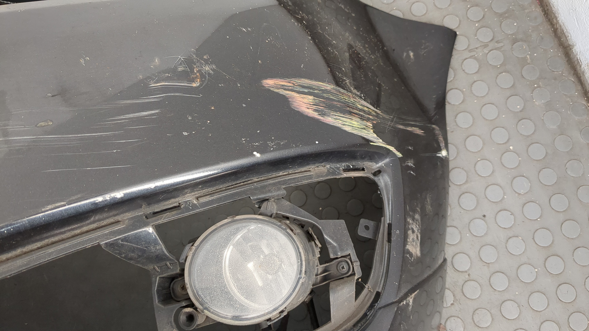 Бампер передний