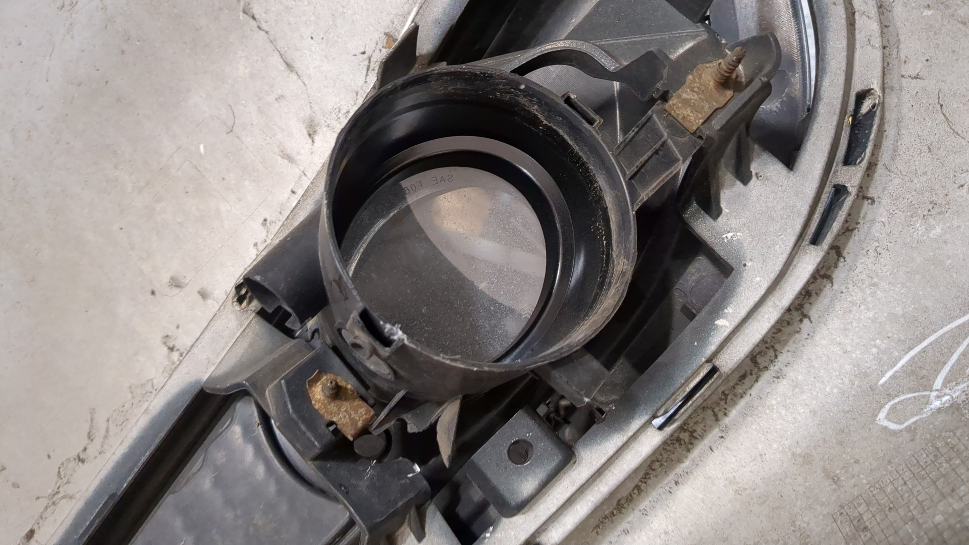 Бампер передний