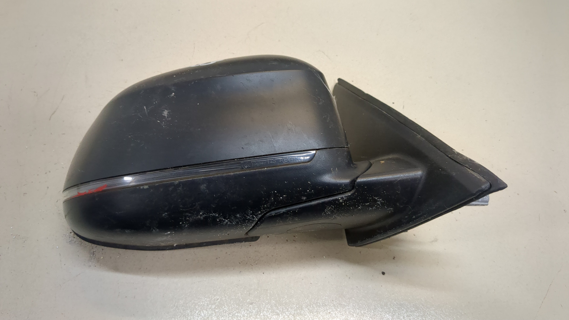 Зеркало правое электрическое