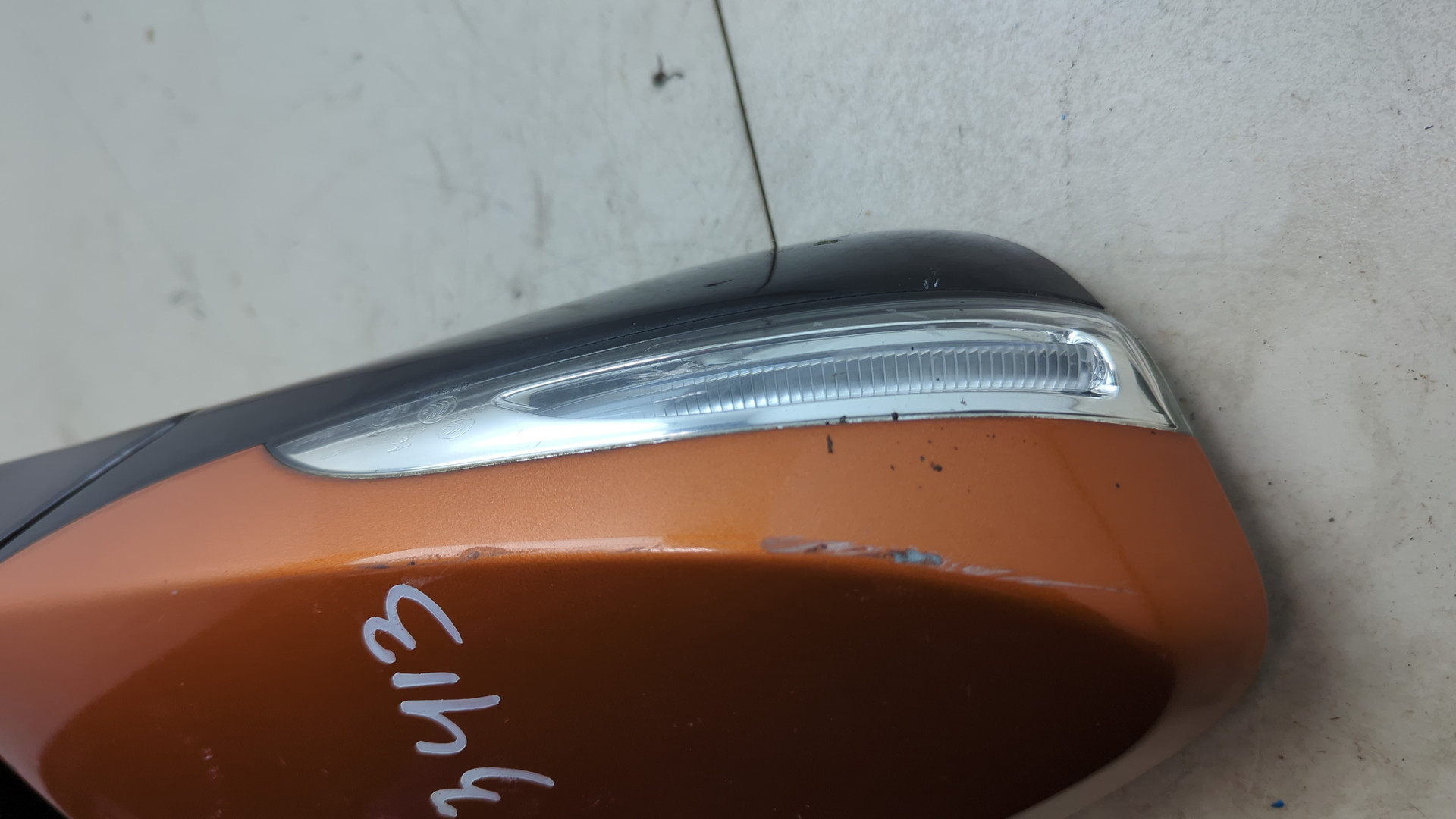 Зеркало правое электрическое