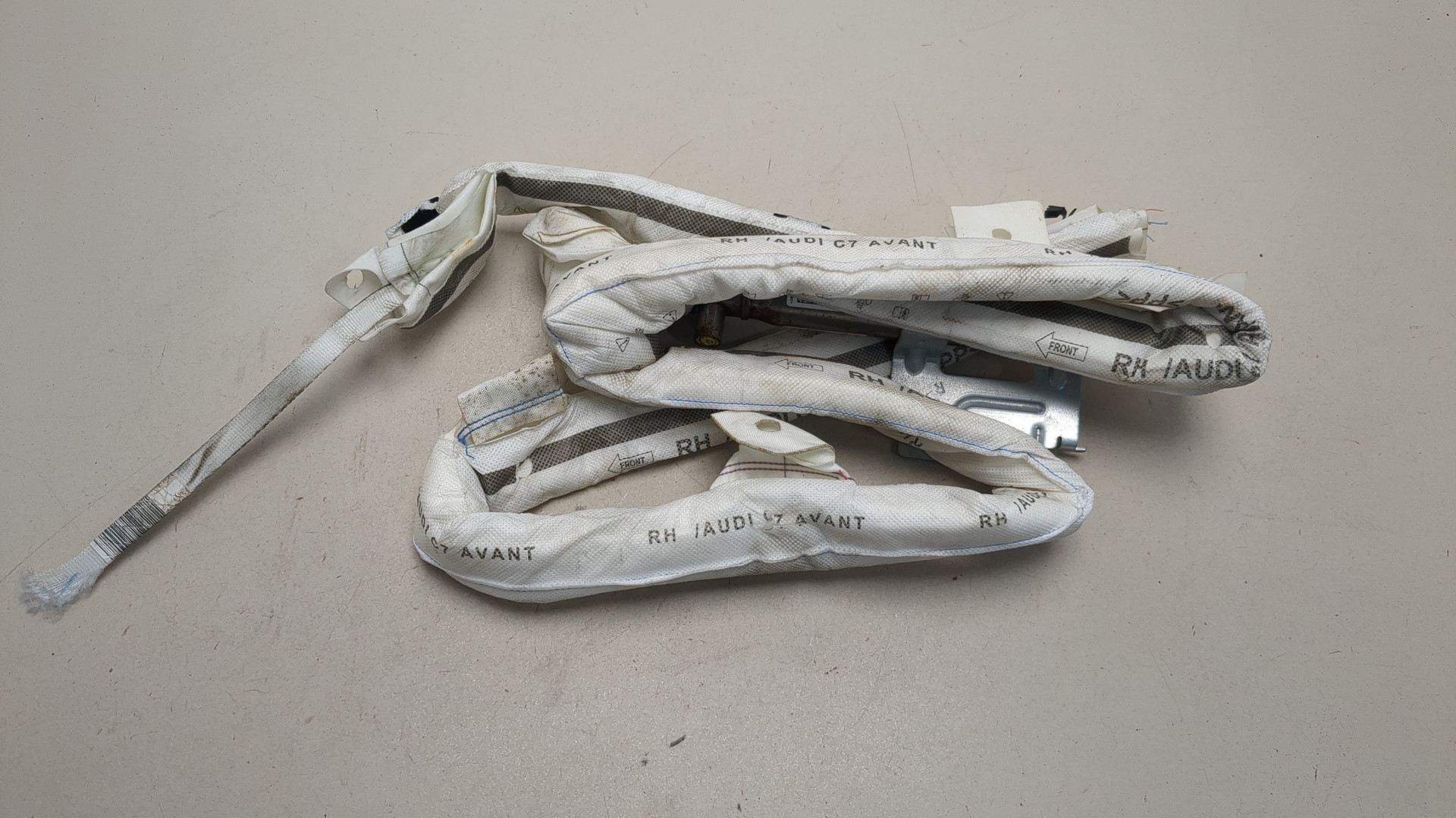 Подушка безопасности боковая (шторка)