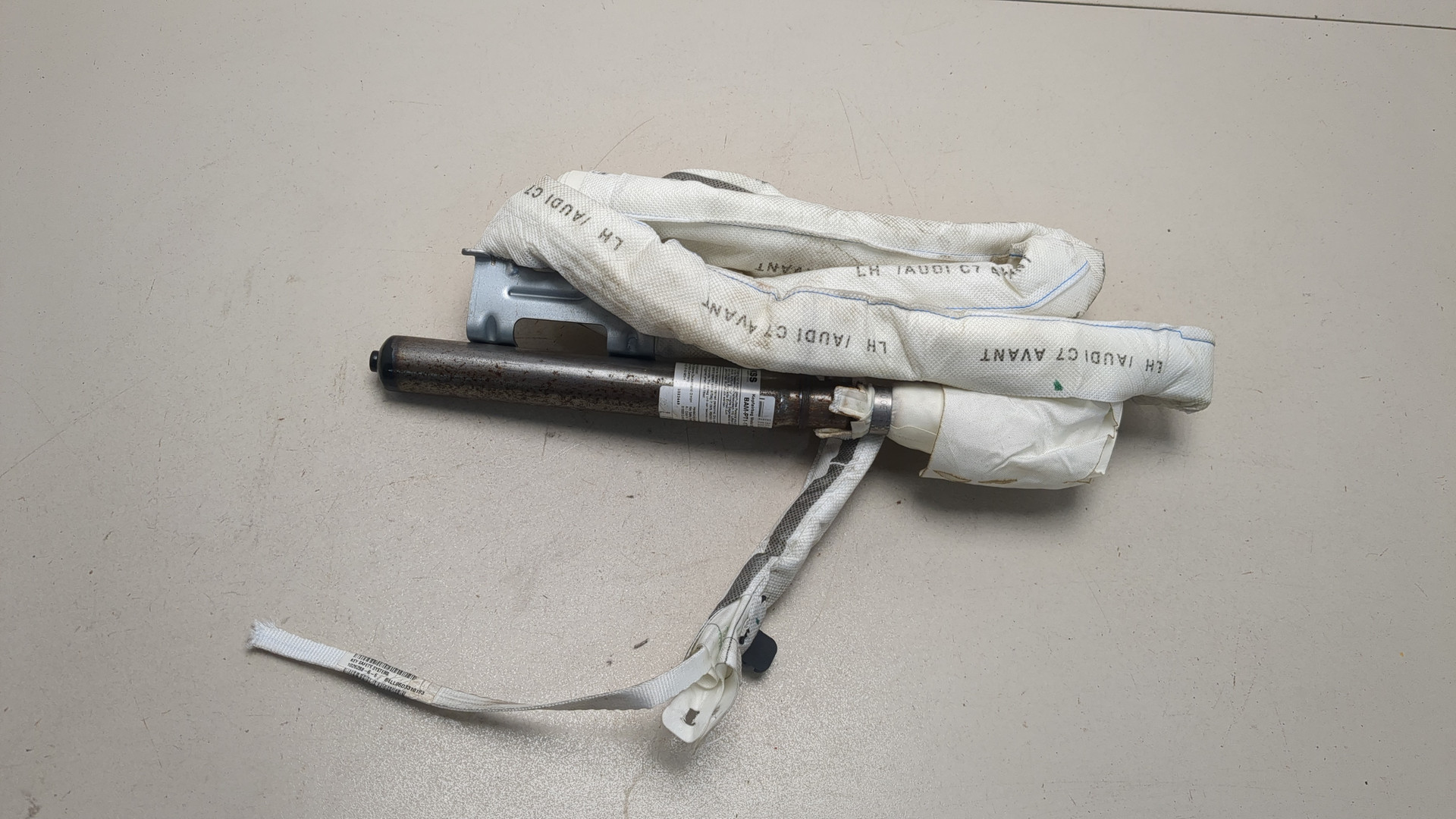 Подушка безопасности боковая (шторка)