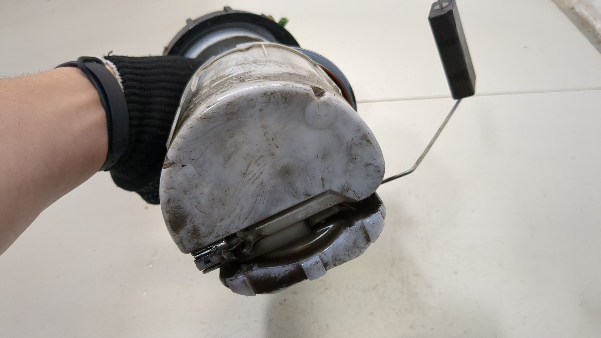 Насос топливный электрический