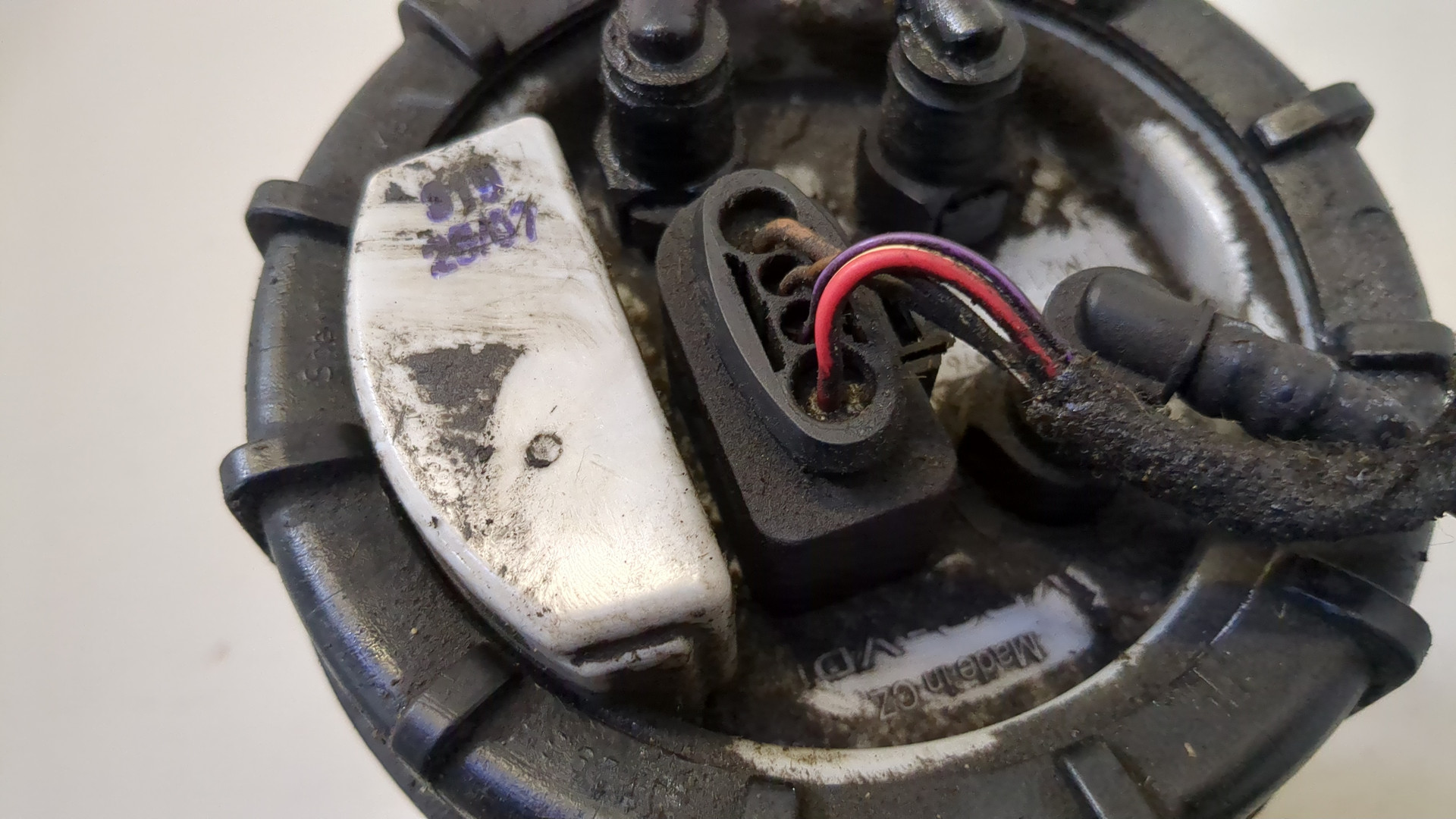 Насос топливный электрический