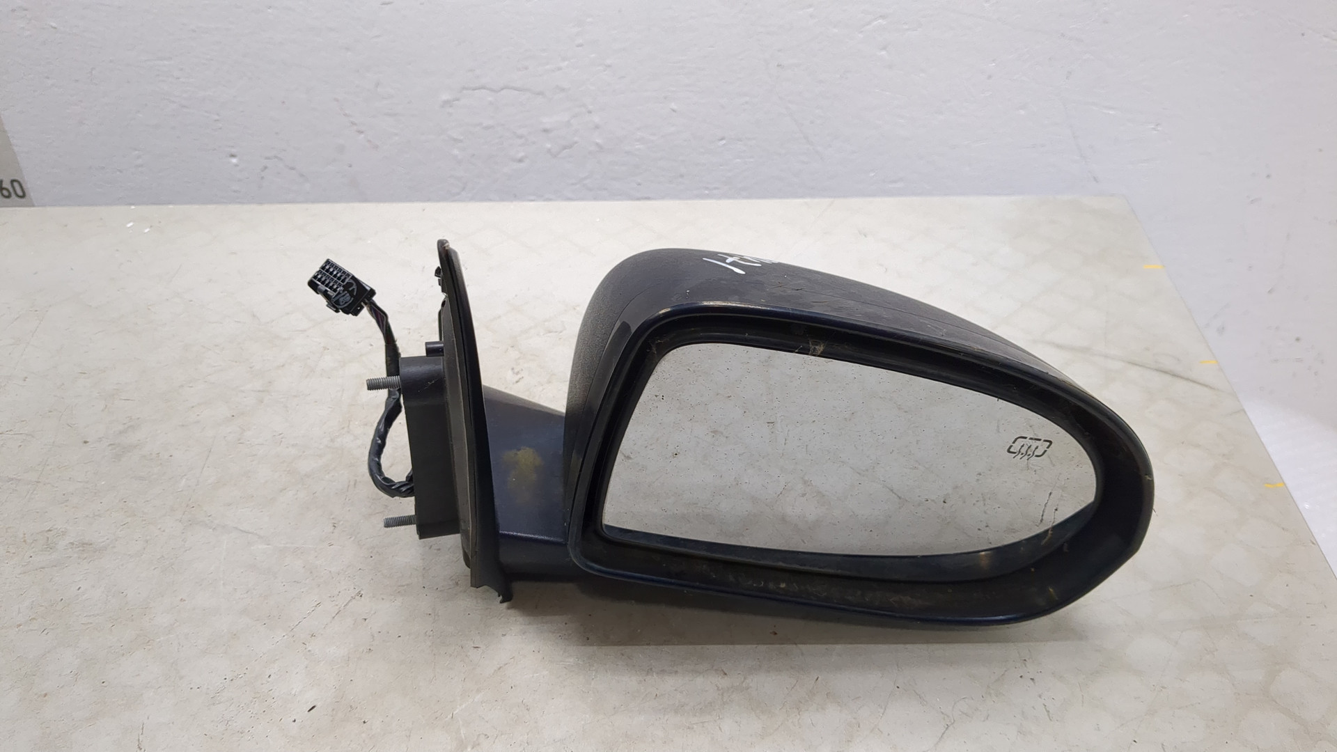 Зеркало правое электрическое