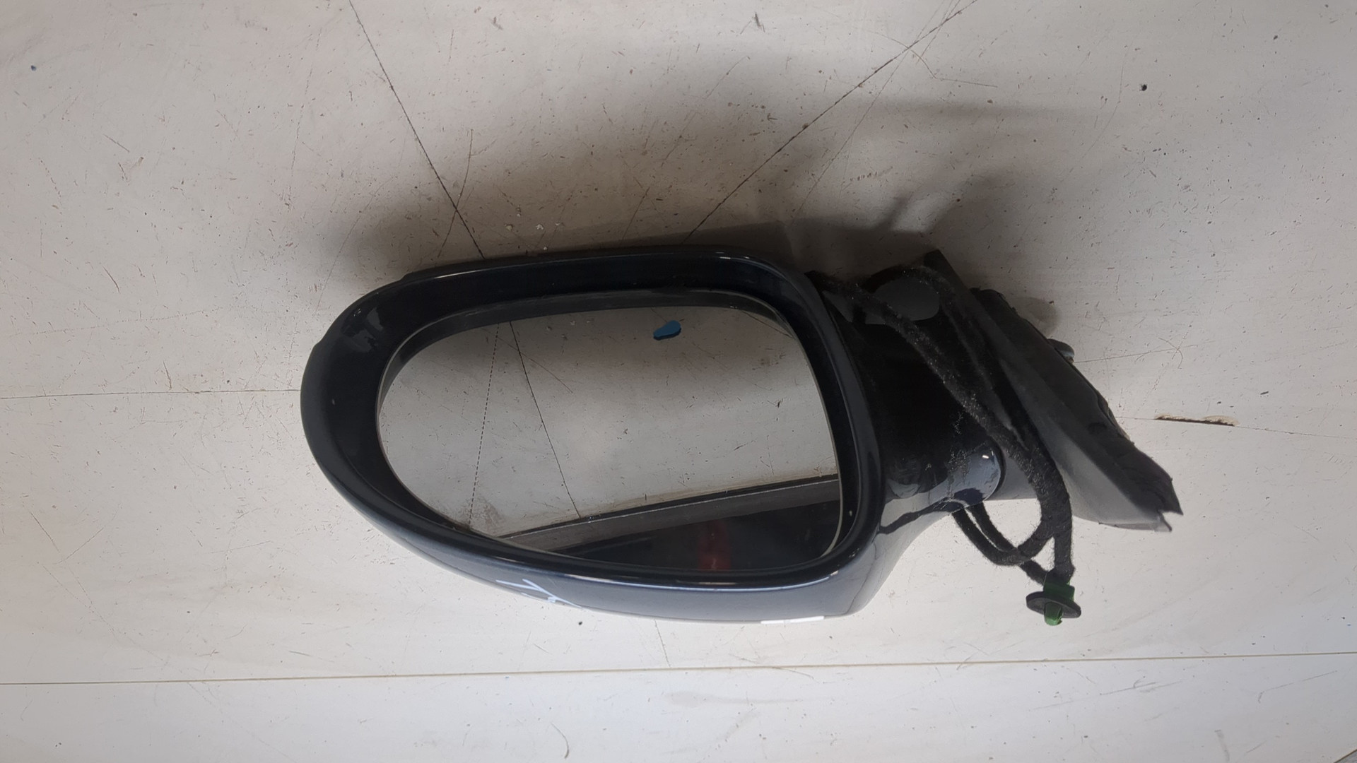 Зеркало правое электрическое