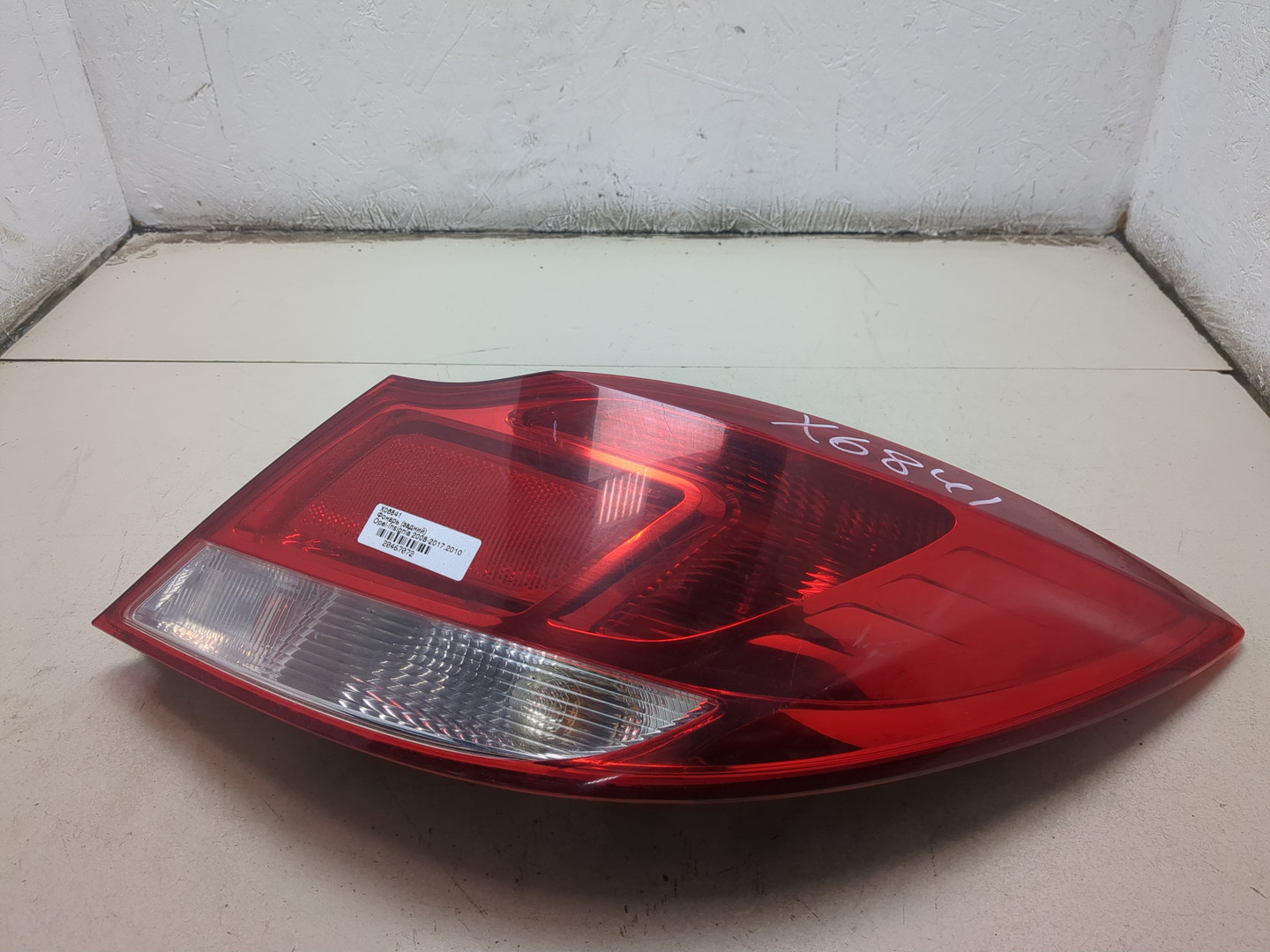 Фонарь задний правый