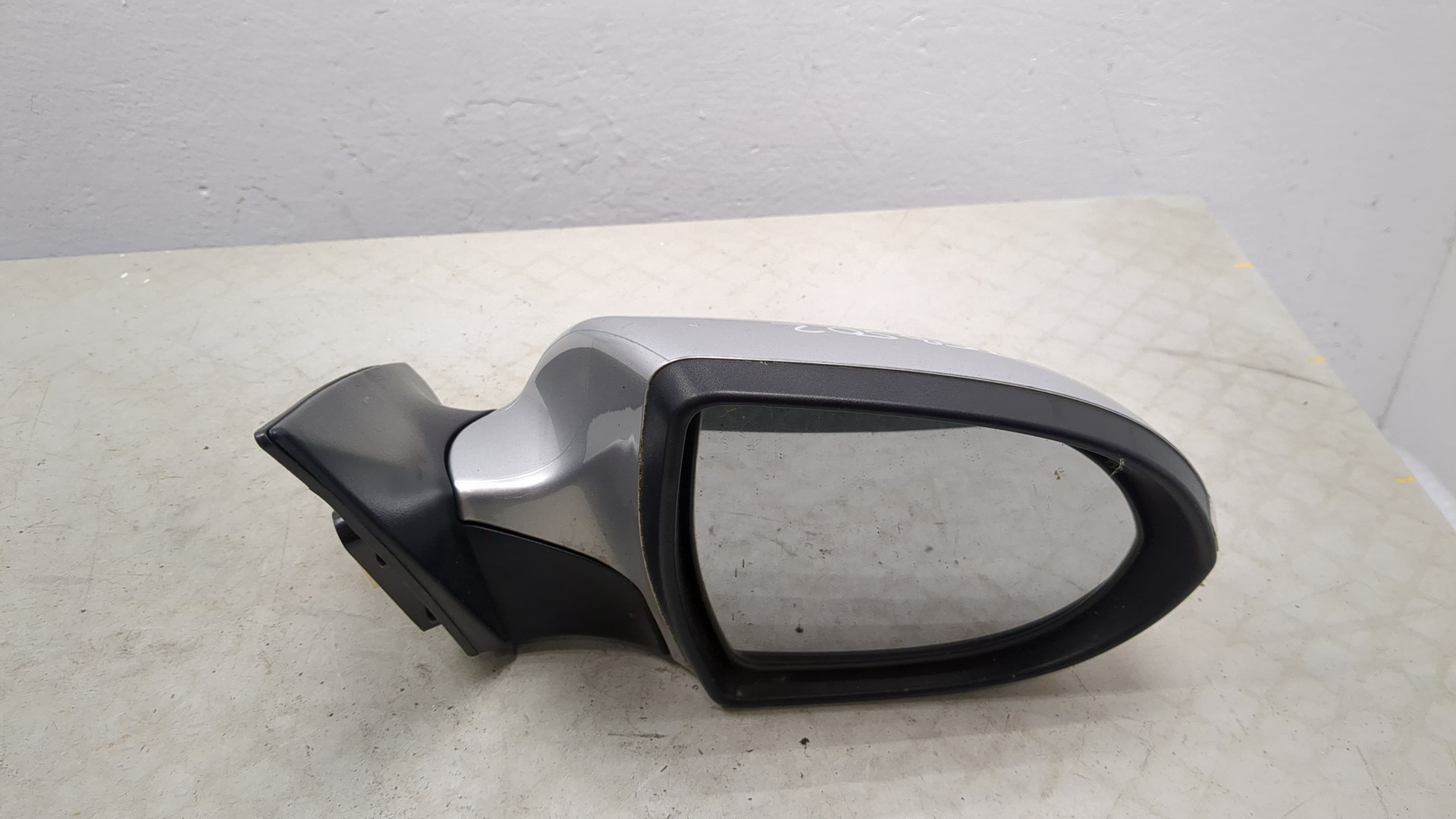 Зеркало правое электрическое