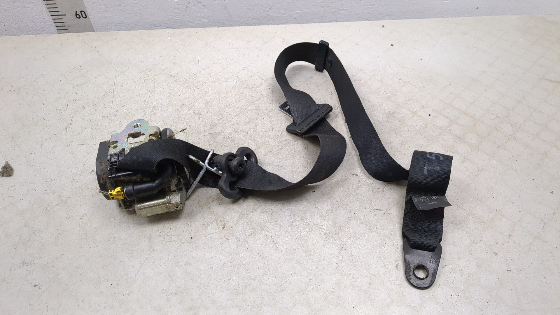 Ремень безопасности