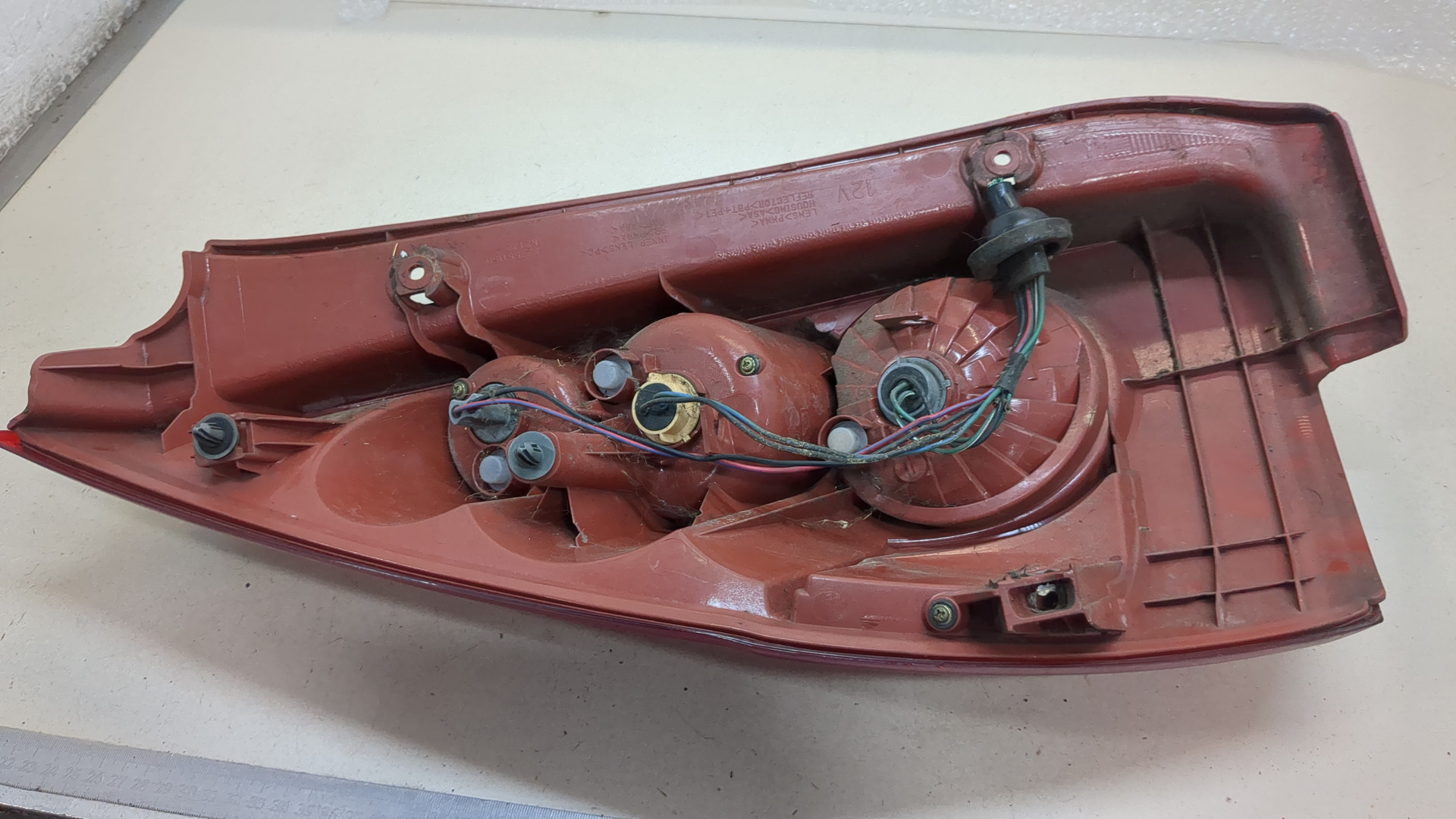 Фонарь задний правый