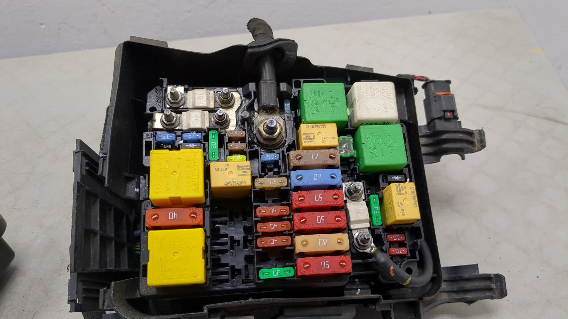 Блок предохранителей