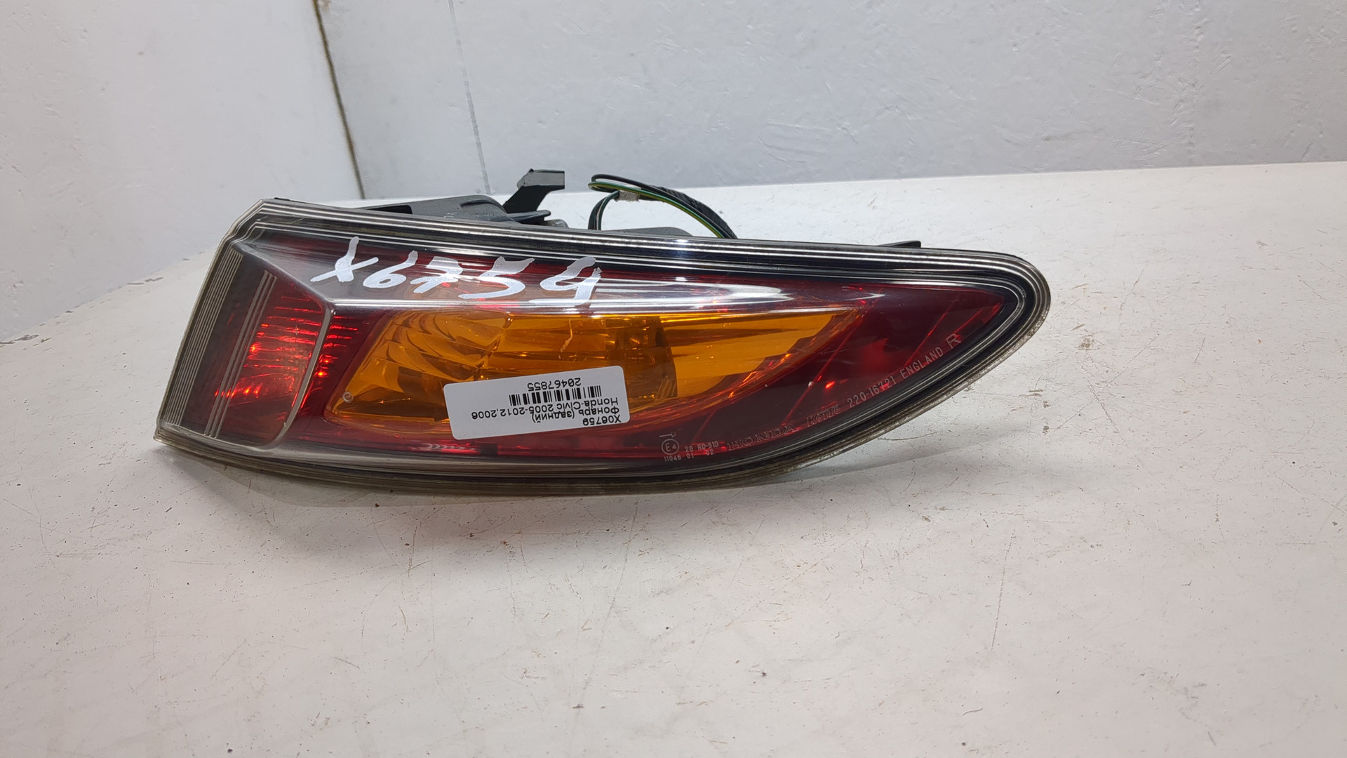 Фонарь задний правый