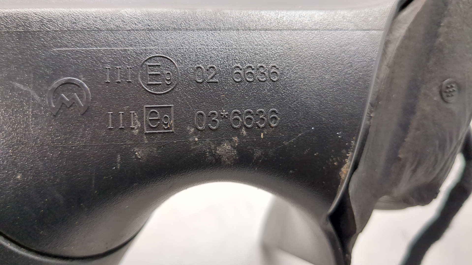 Зеркало правое электрическое