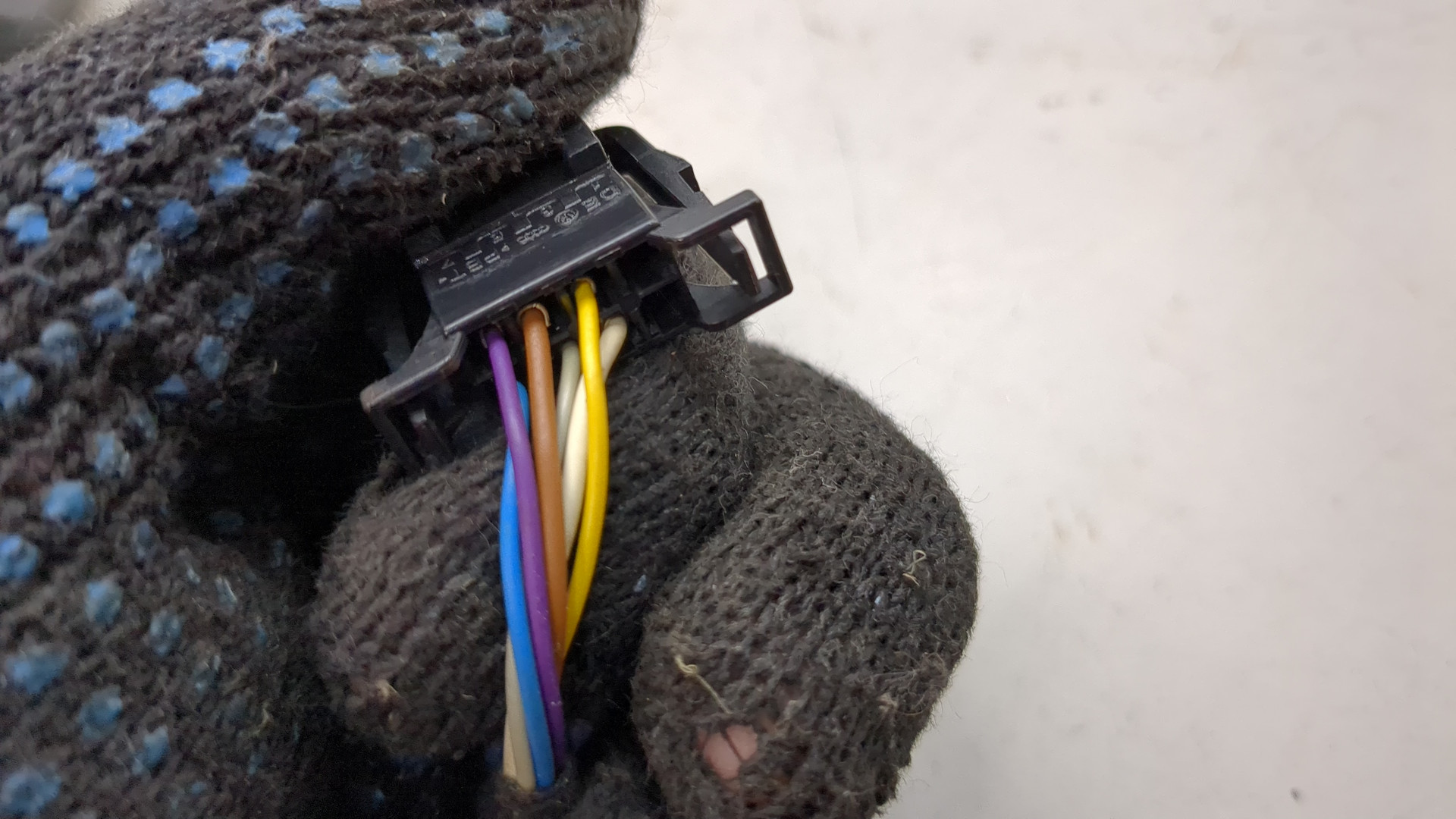 Зеркало правое электрическое