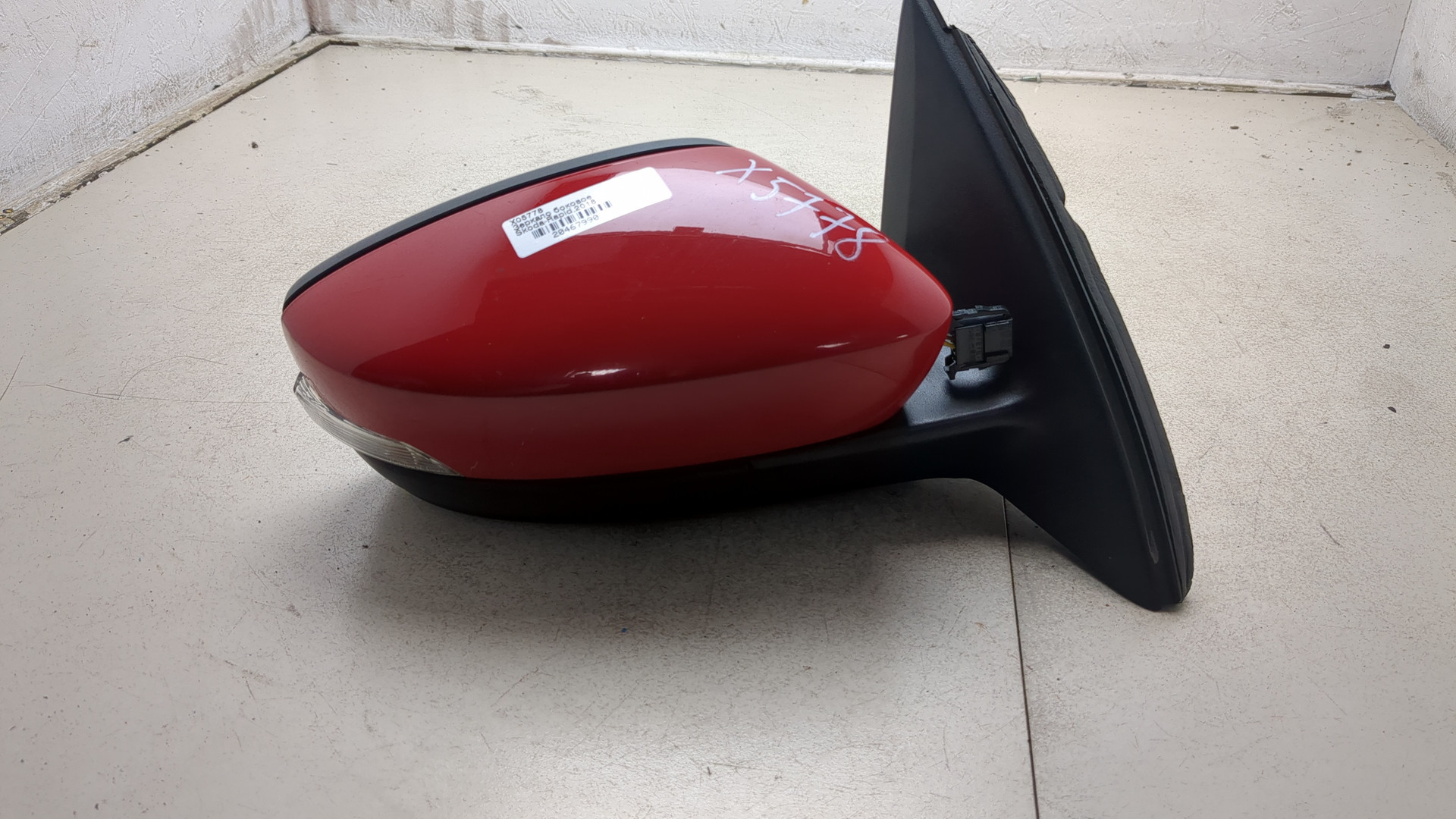 Зеркало правое электрическое